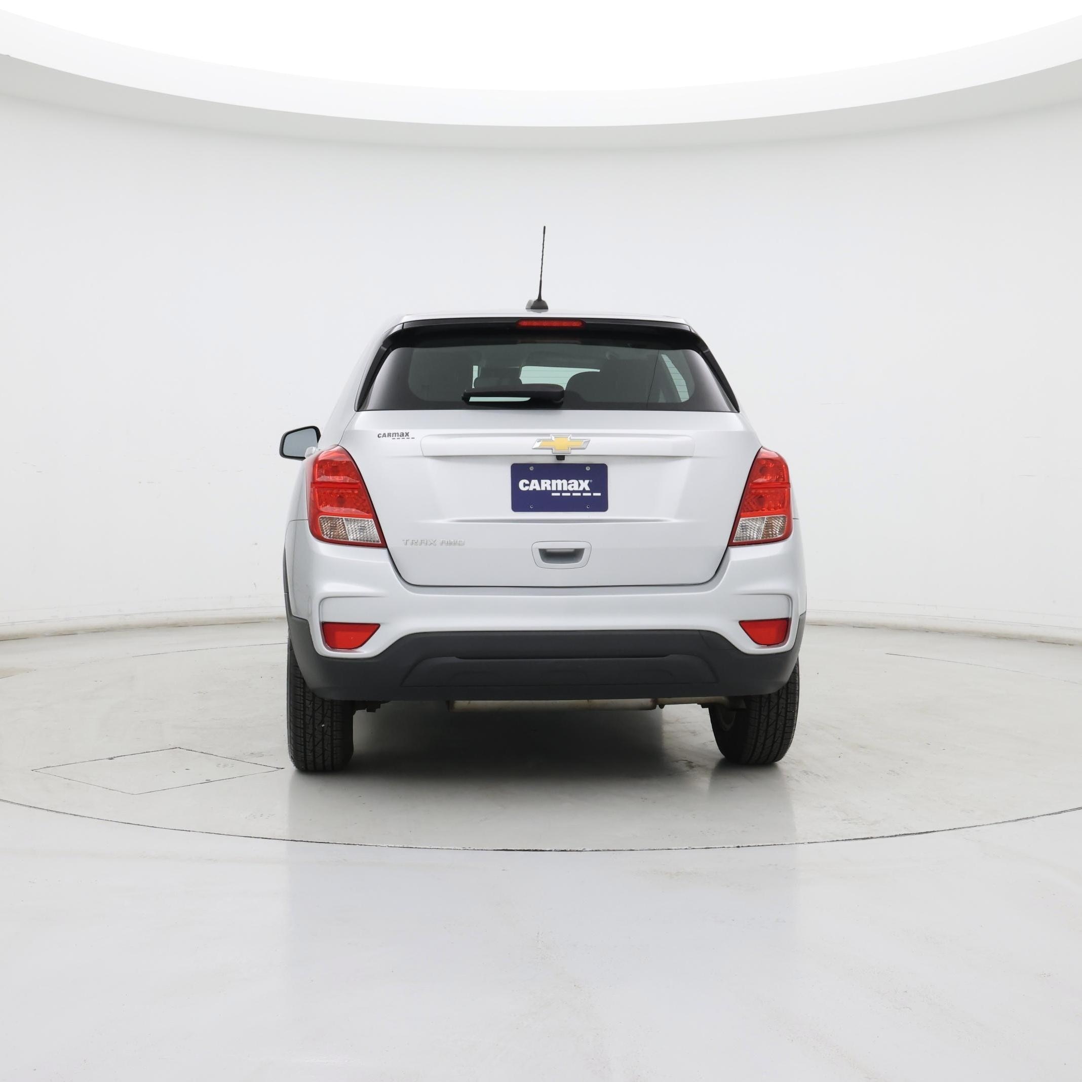 Thumbnail: 2017 Chevrolet Trax - 6