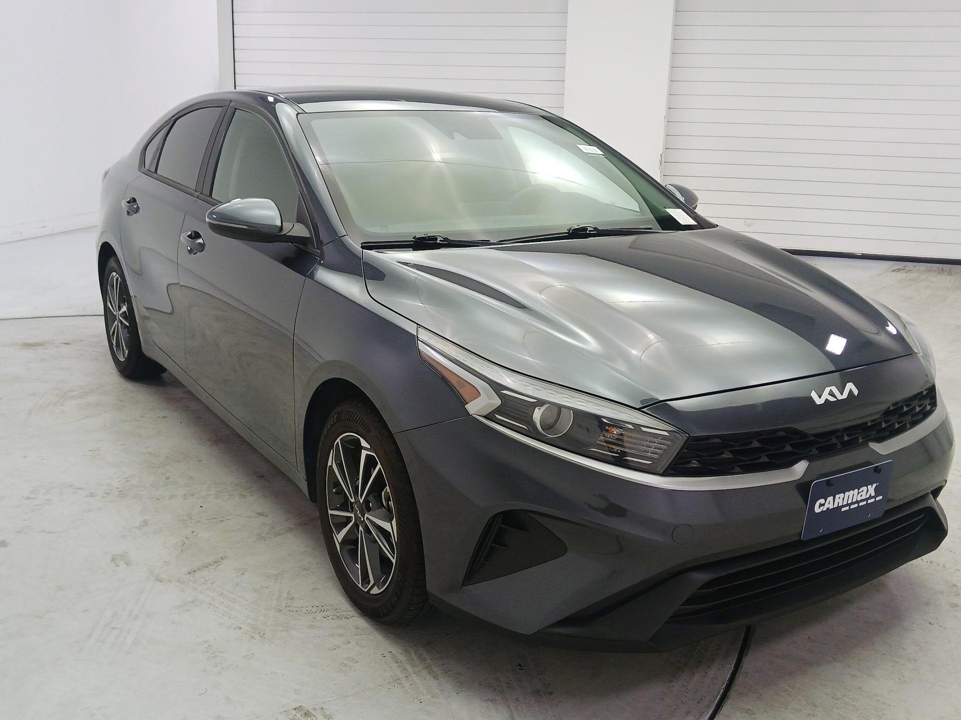Thumbnail: 2022 Kia Forte - 1