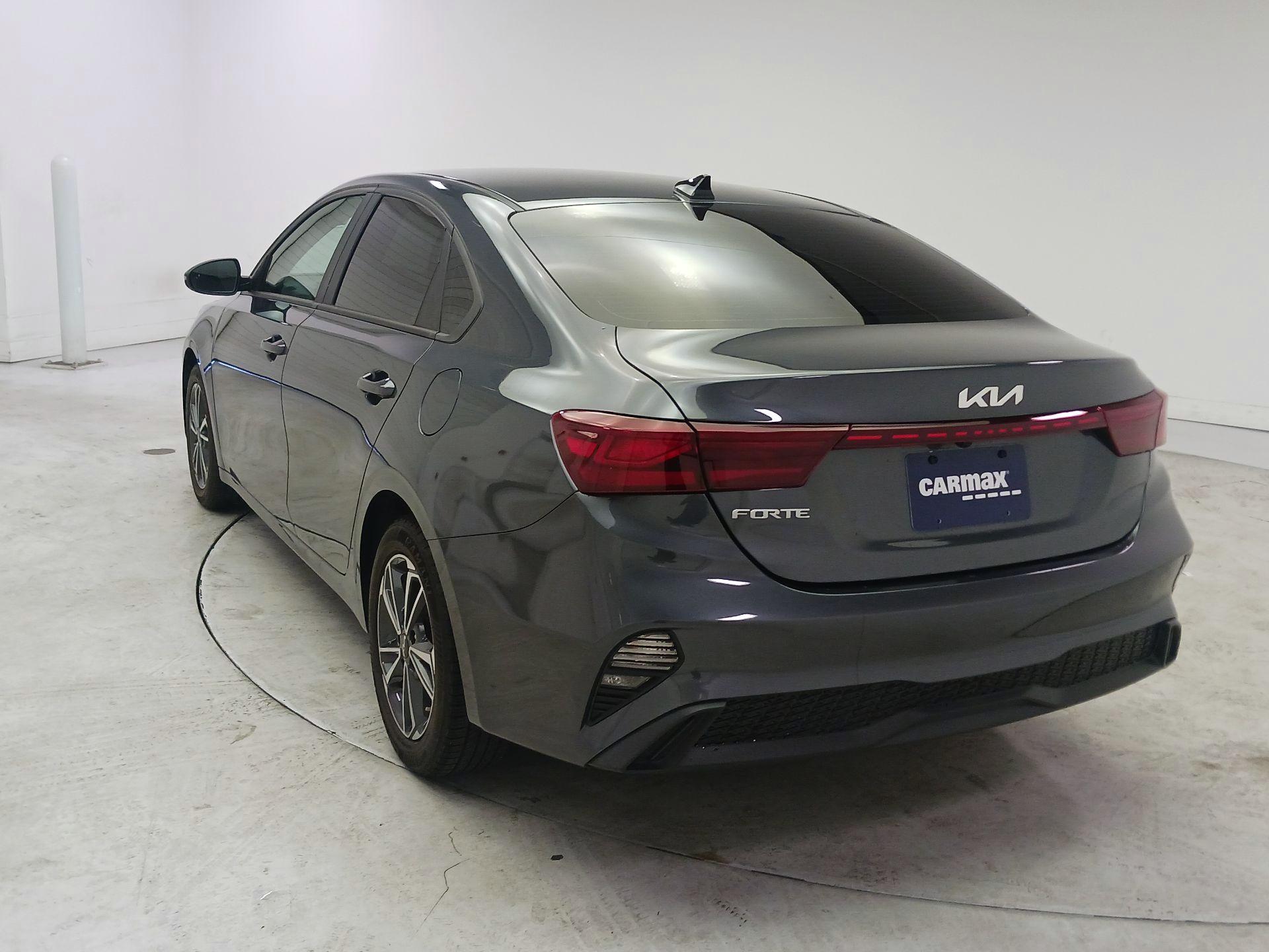 Thumbnail: 2022 Kia Forte - 7