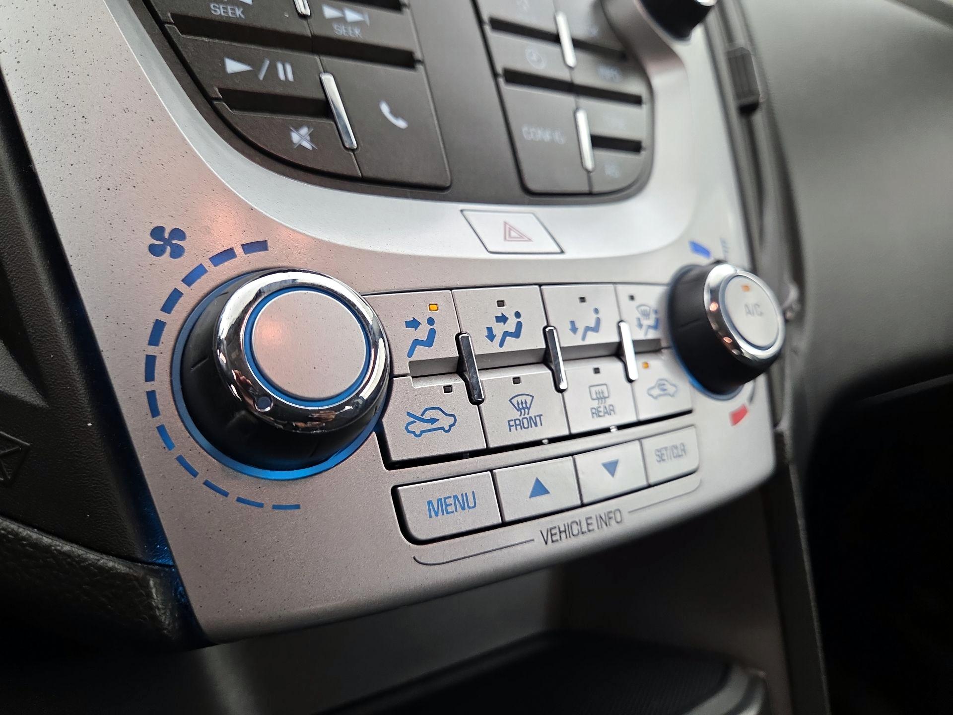 Thumbnail: 2016 Chevrolet Equinox - 15