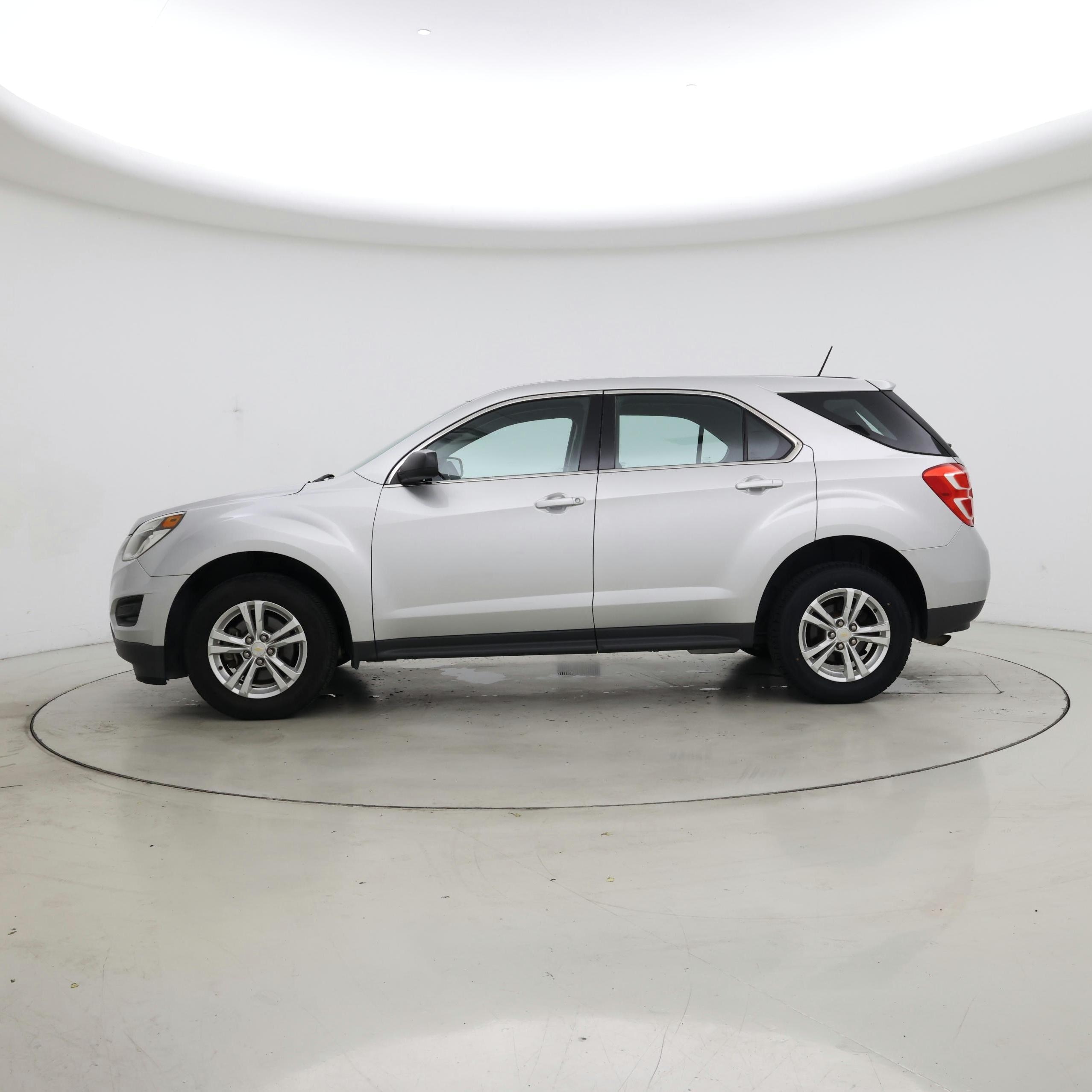 Thumbnail: 2016 Chevrolet Equinox - 3