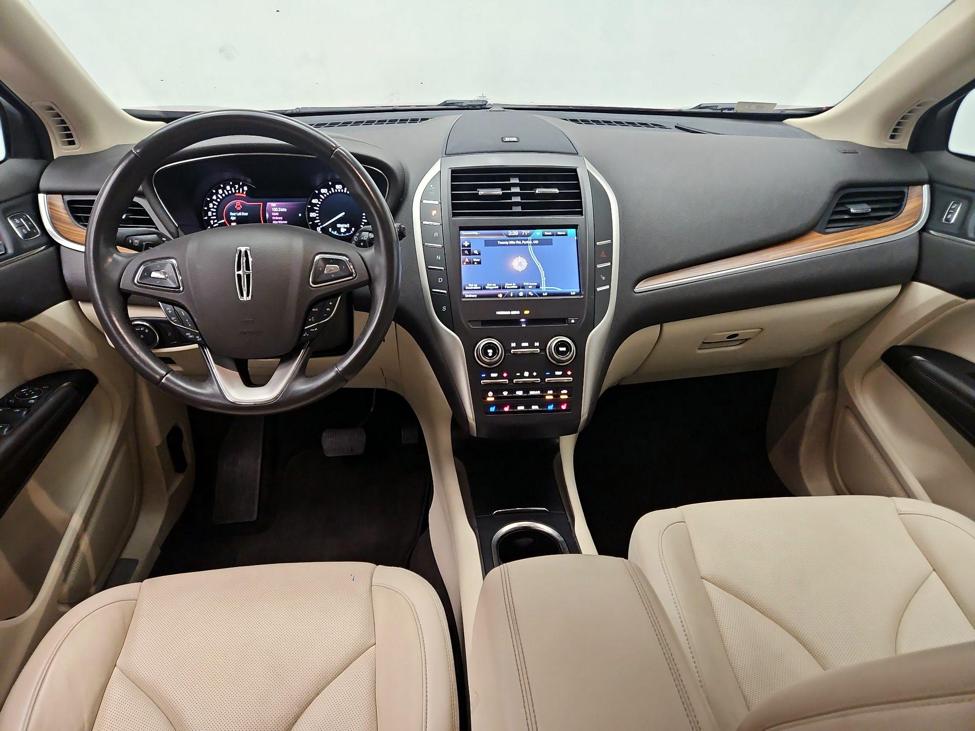 Thumbnail: 2015 Lincoln MKC - 9