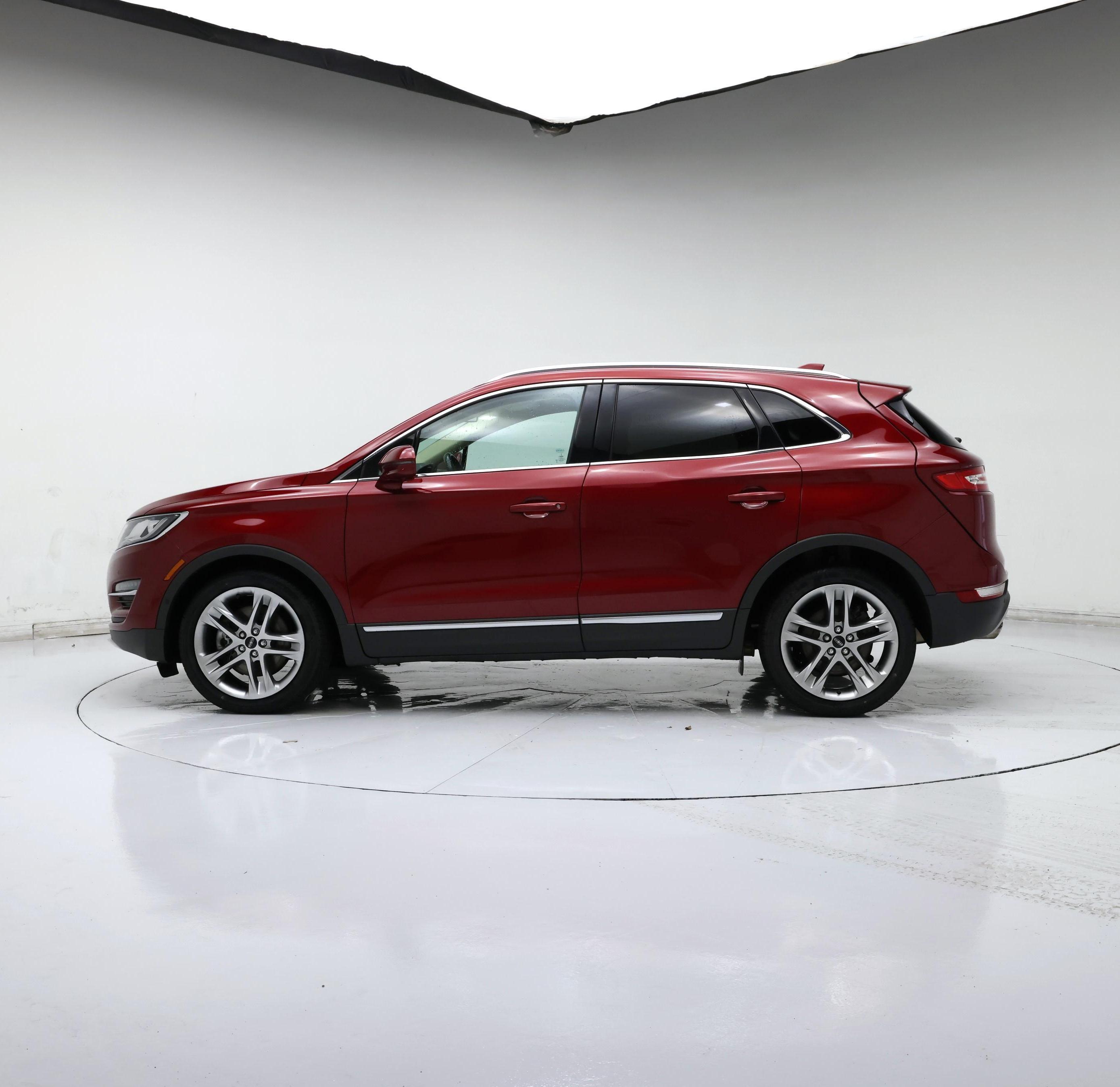 Thumbnail: 2015 Lincoln MKC - 3