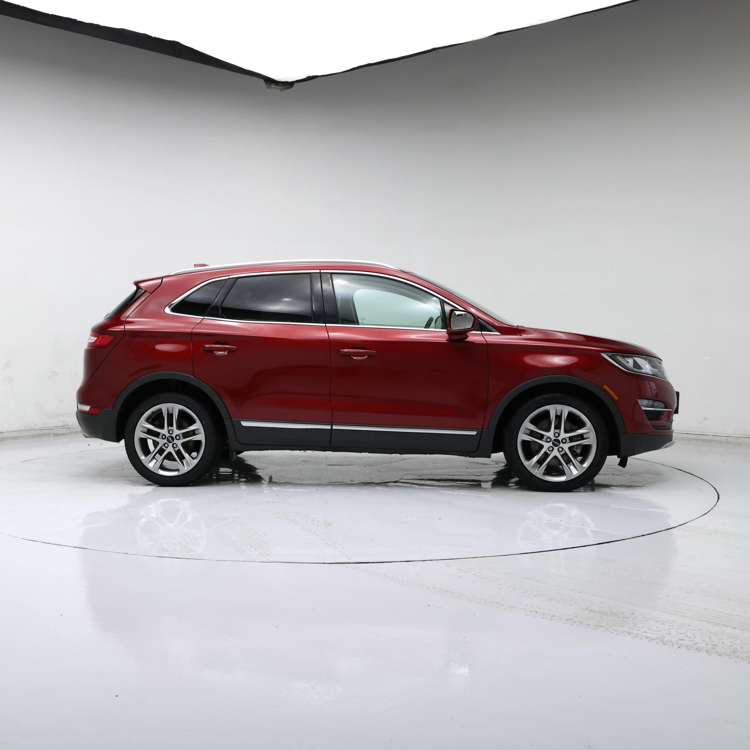 Thumbnail: 2015 Lincoln MKC - 7