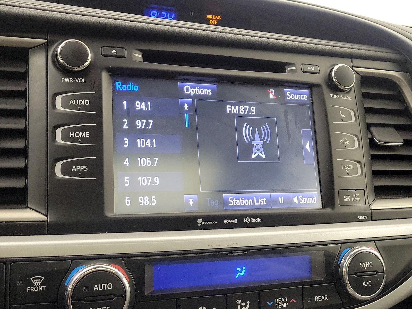 2017 Toyota Highlander XLE - Photo 16