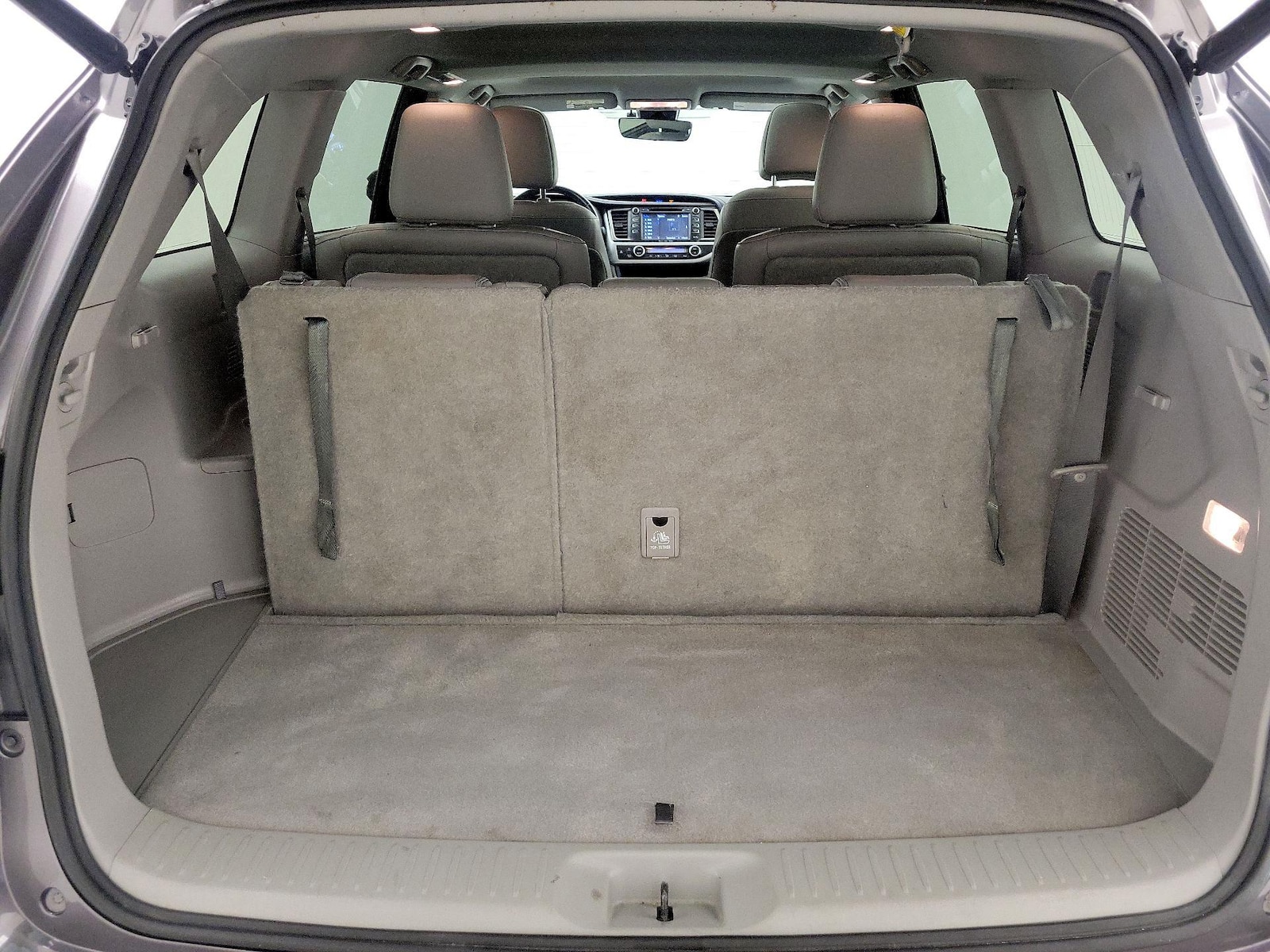 2017 Toyota Highlander XLE - Photo 23