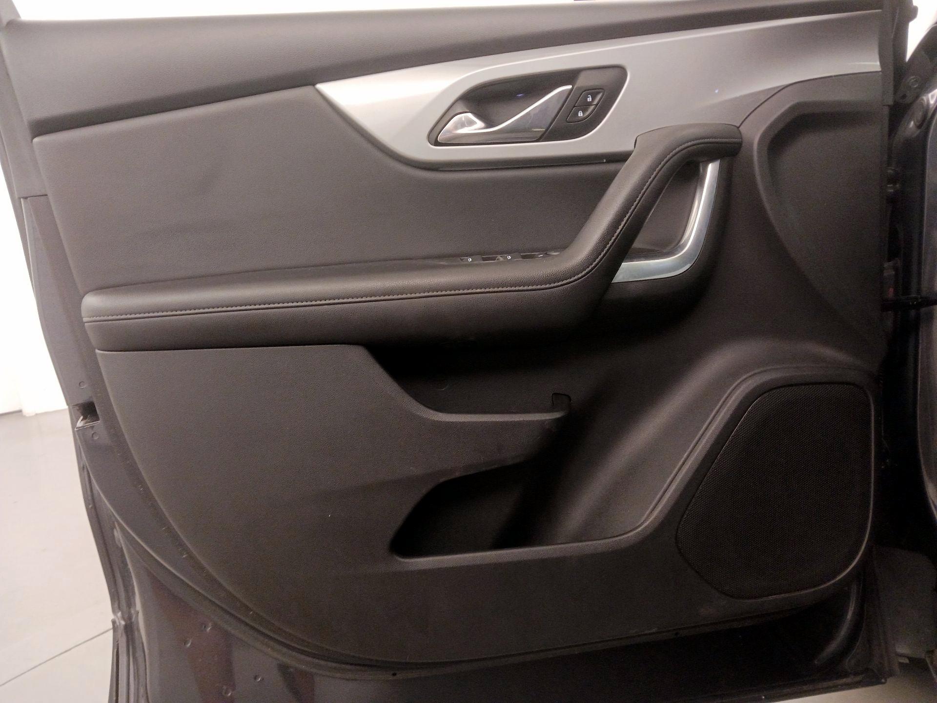 Thumbnail: 2021 Chevrolet Blazer - 12