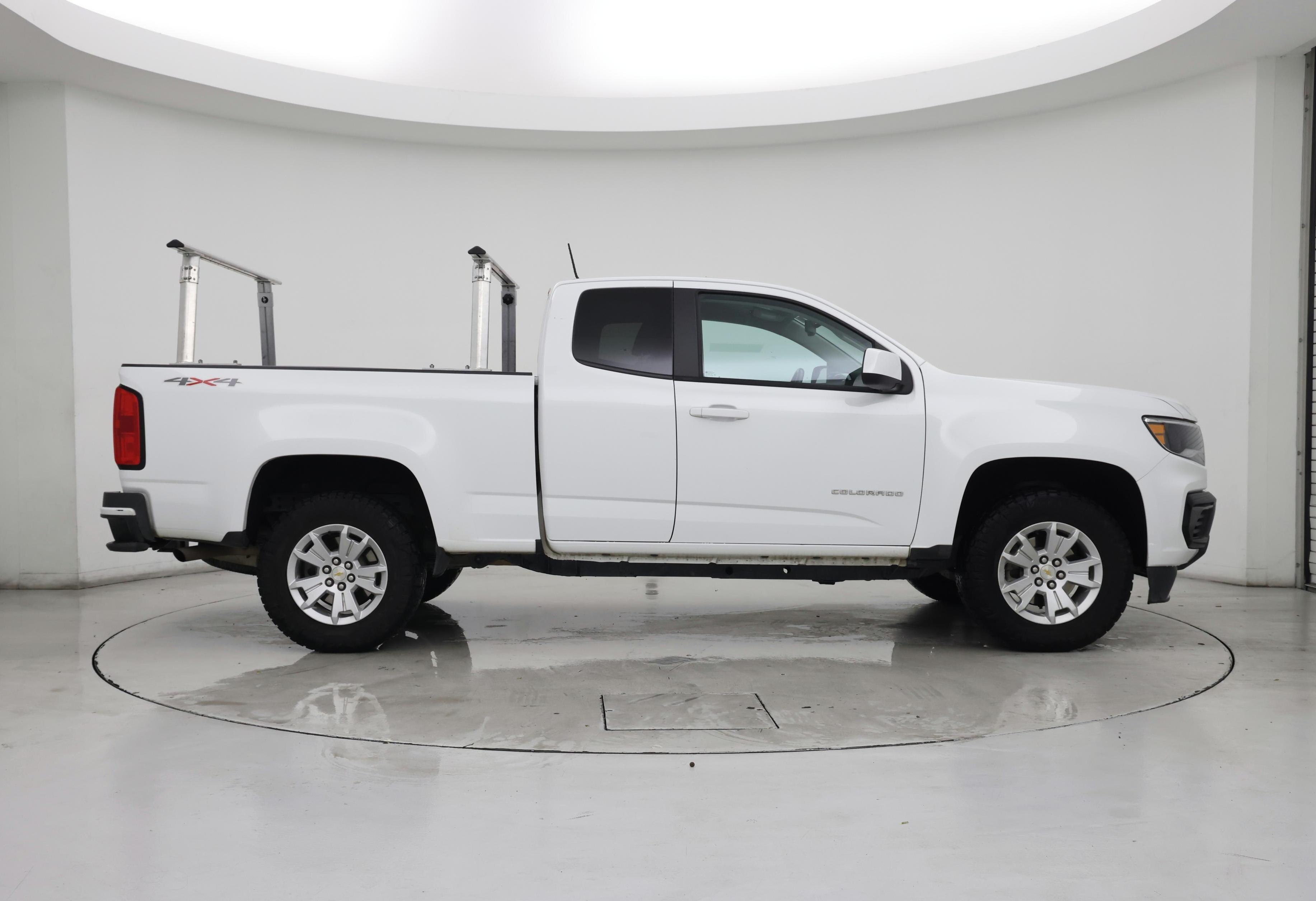 Thumbnail: 2022 Chevrolet Colorado - 7