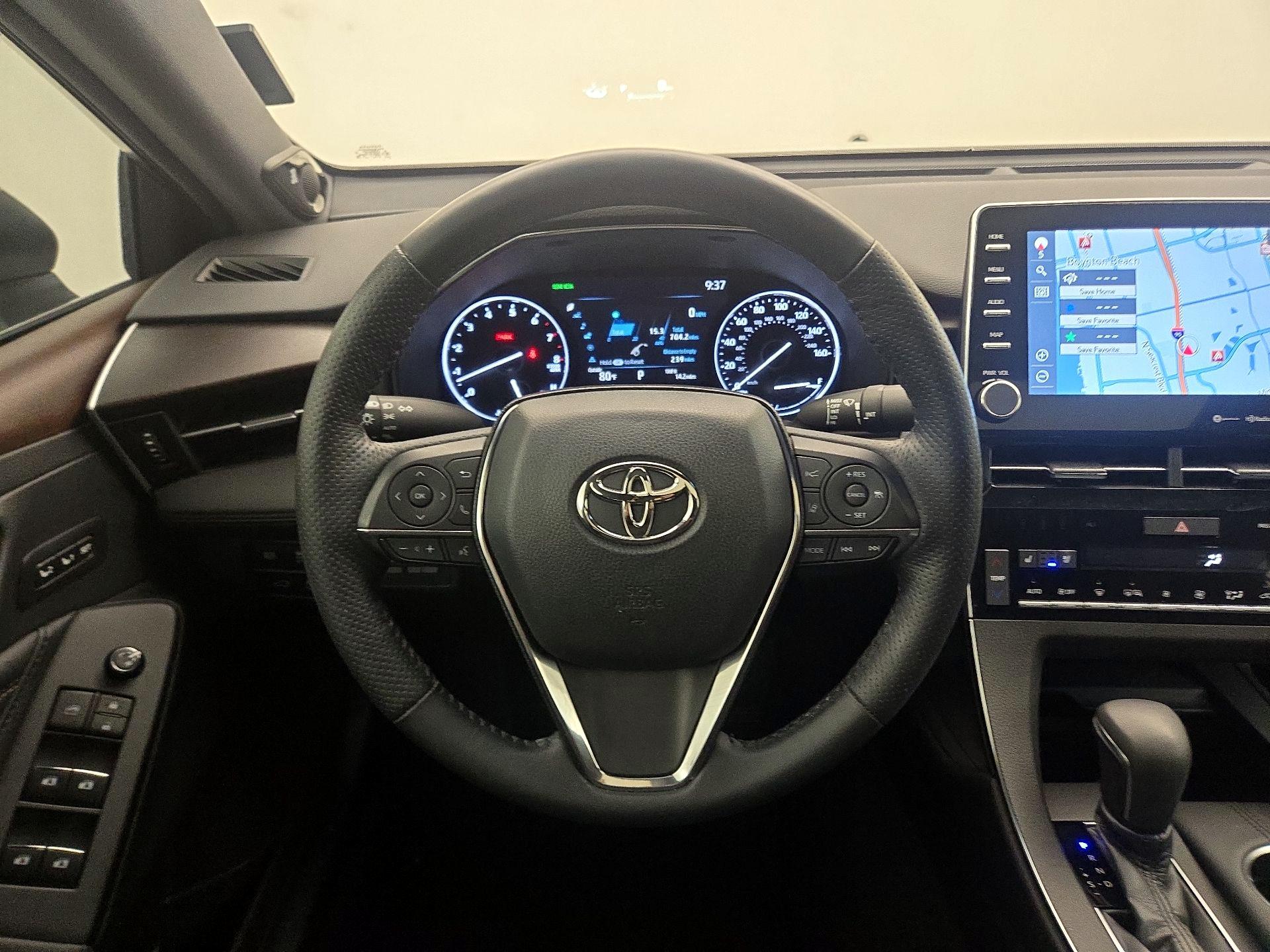 Thumbnail: 2021 Toyota Avalon - 10