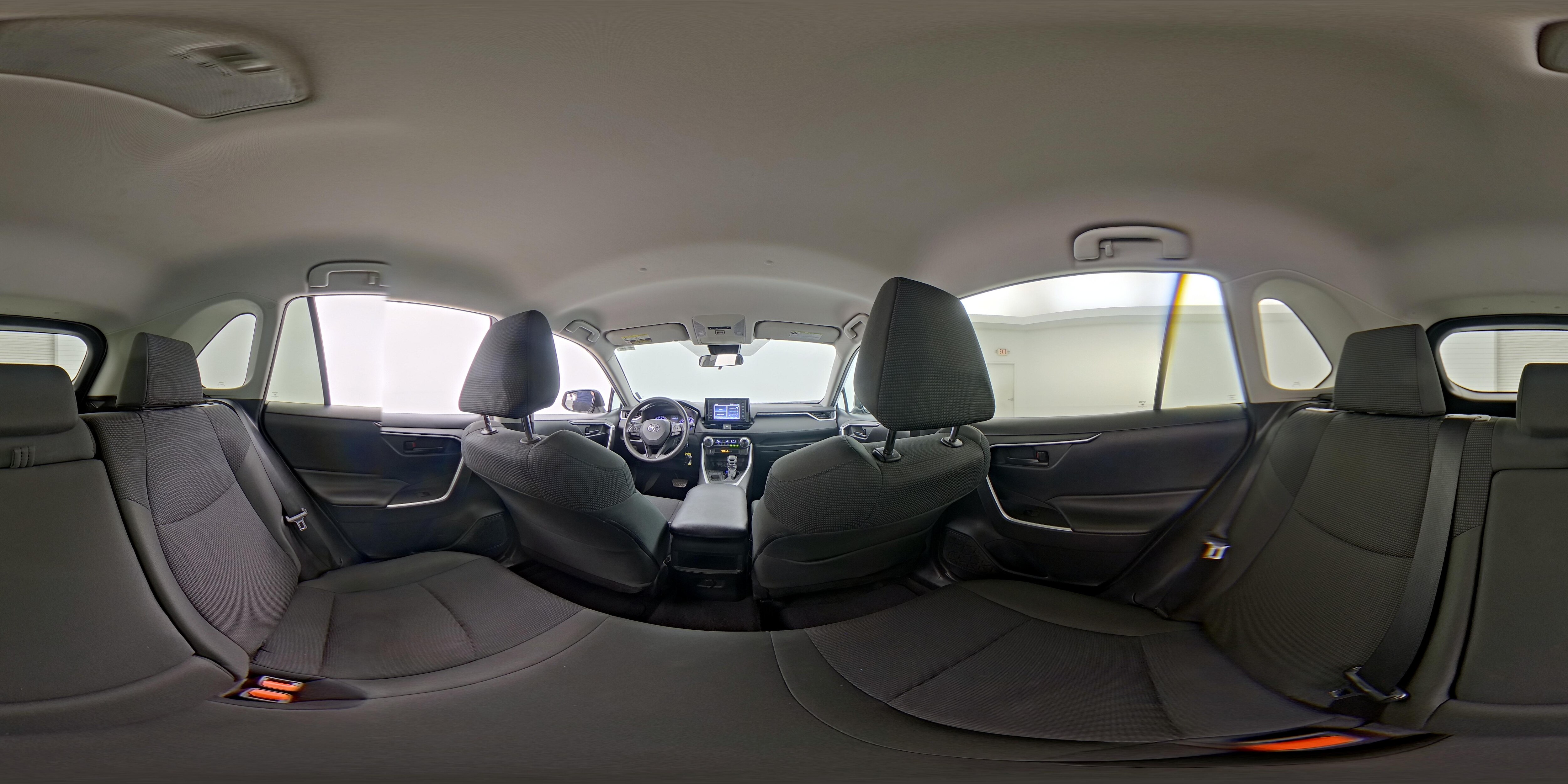 2019 Toyota RAV4 LE - Photo 25
