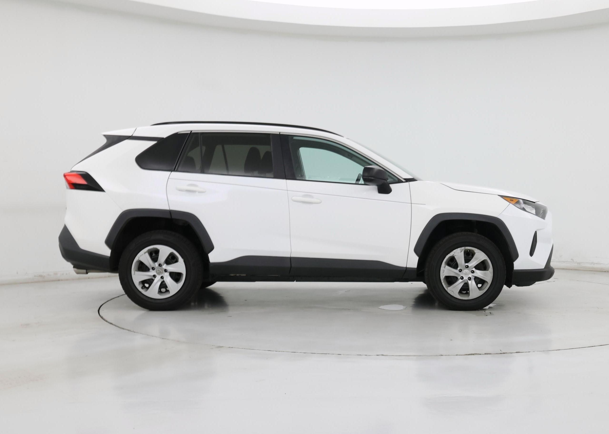 Thumbnail: 2019 Toyota RAV4 - 7