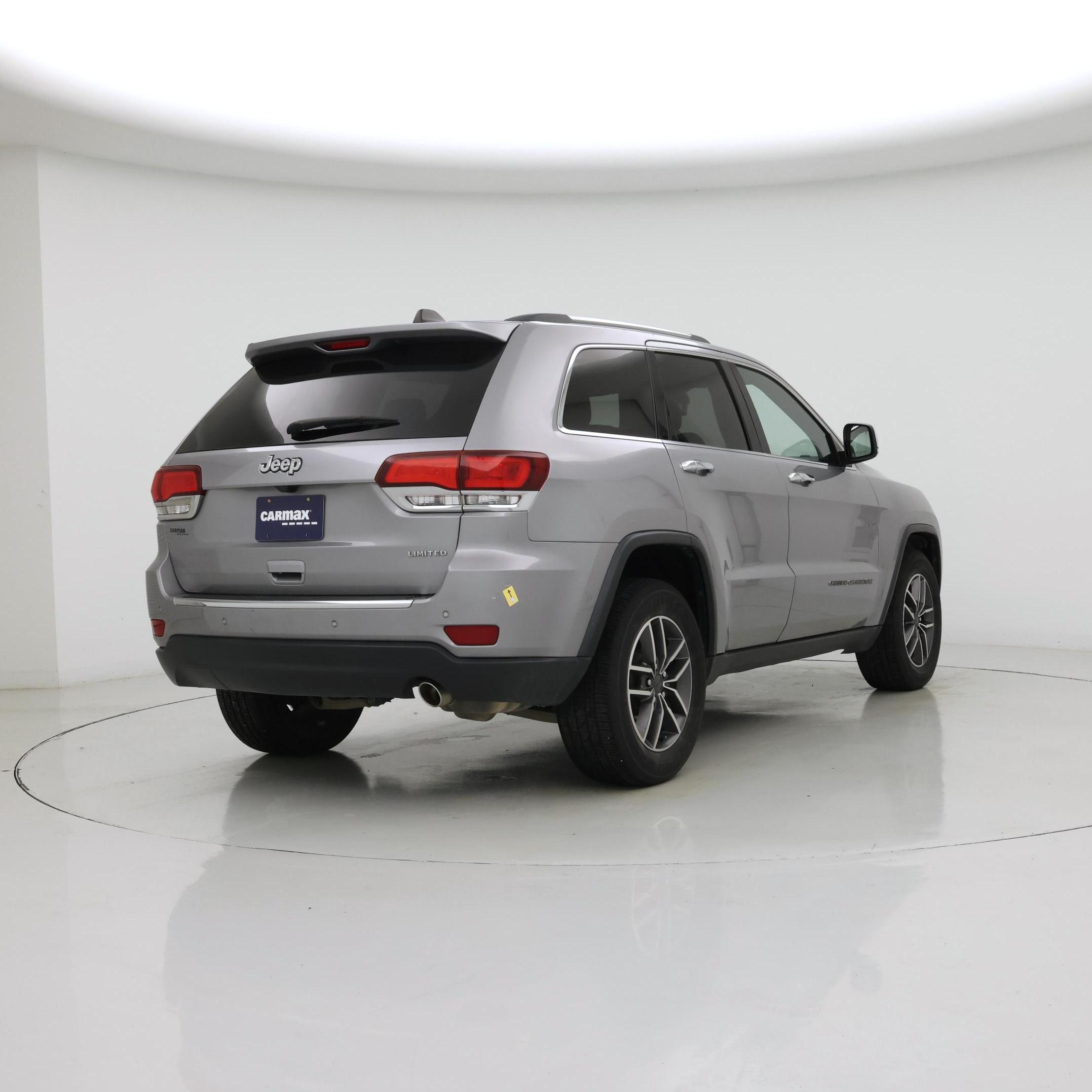Thumbnail: 2020 Jeep Grand Cherokee - 8