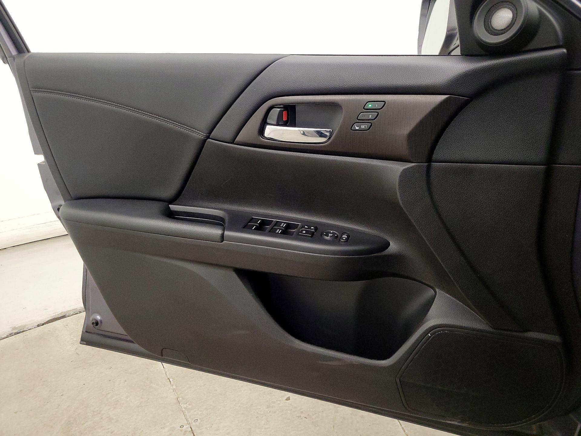 Thumbnail: 2014 Honda Accord - 12