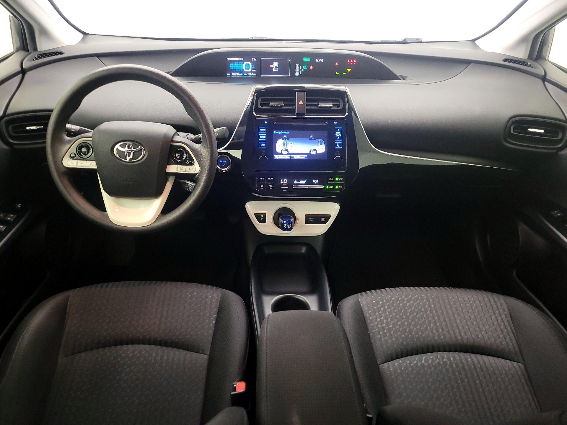 Thumbnail: 2018 Toyota Prius - 9
