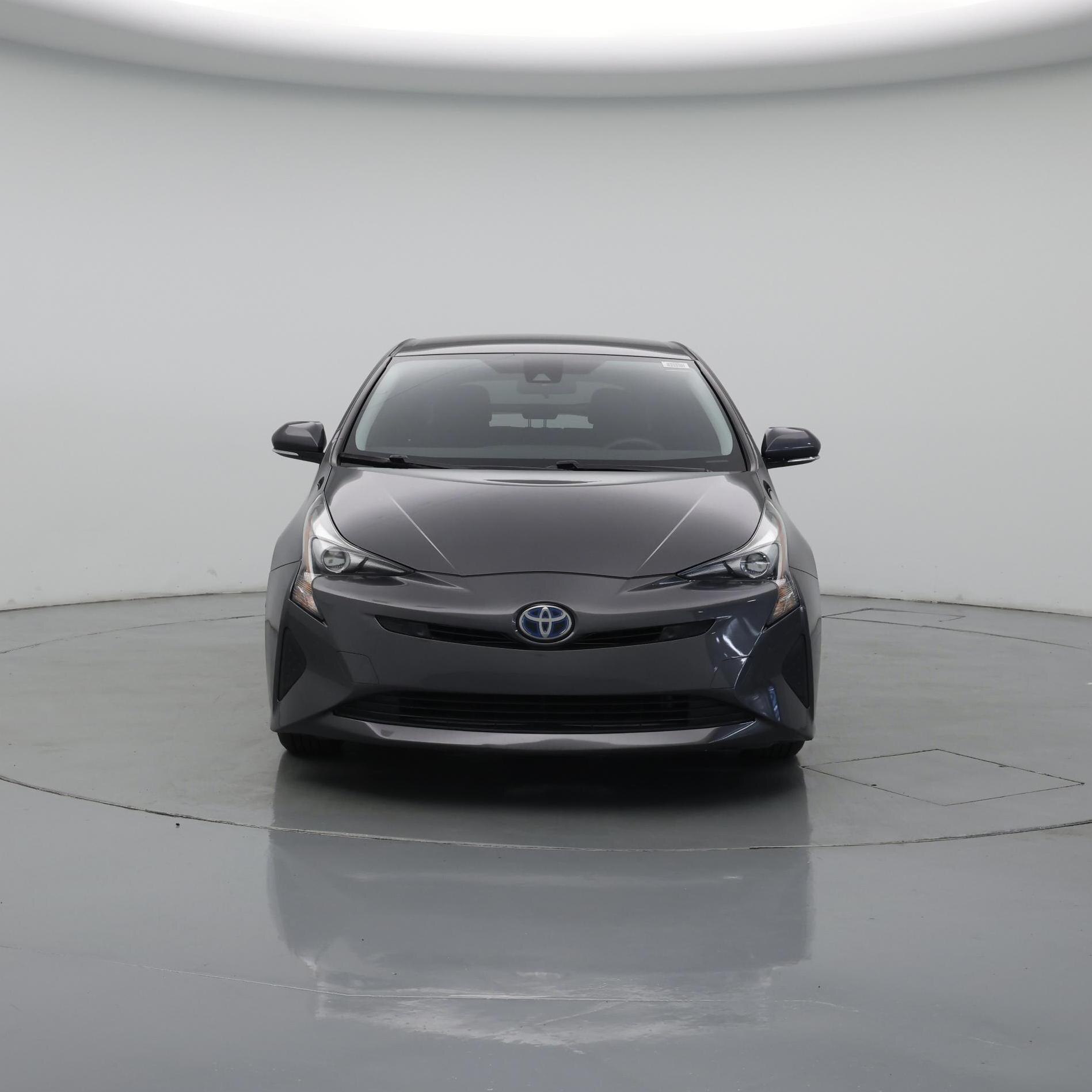 Thumbnail: 2018 Toyota Prius - 5