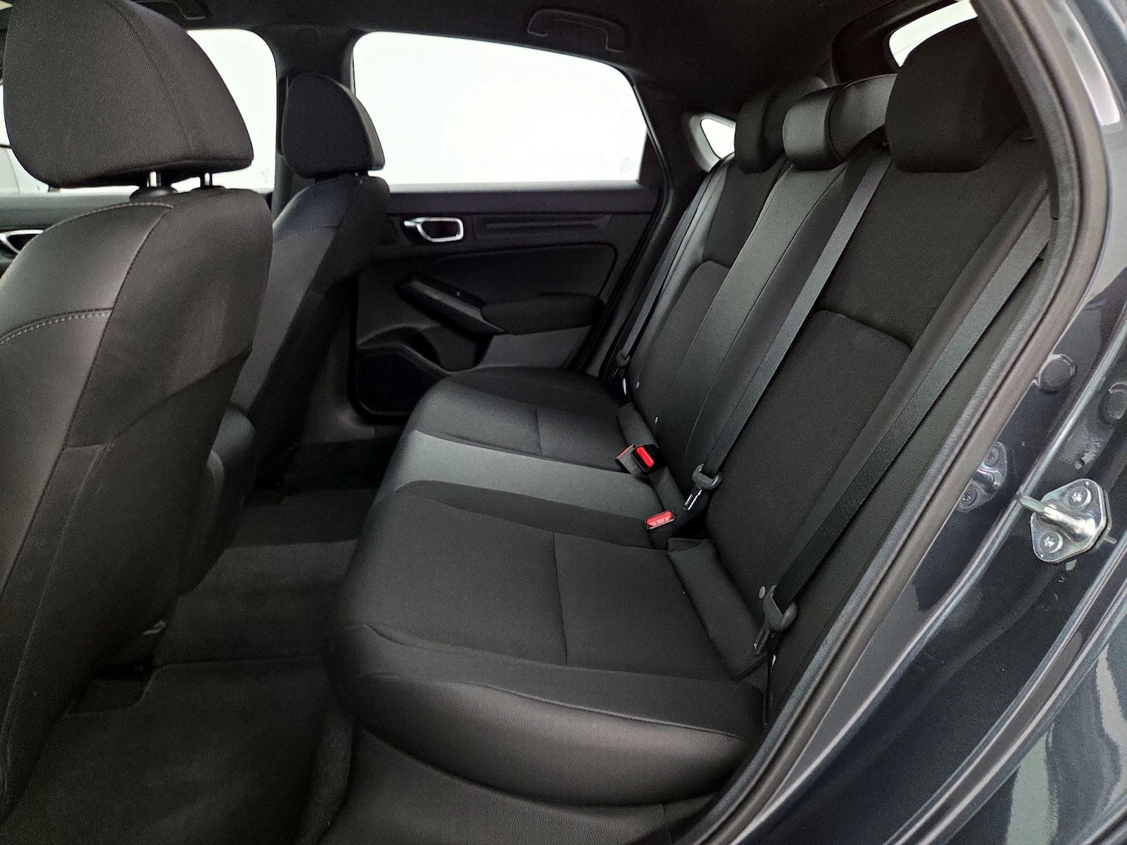 2025 Honda Civic Hatchback Sport - Photo 20