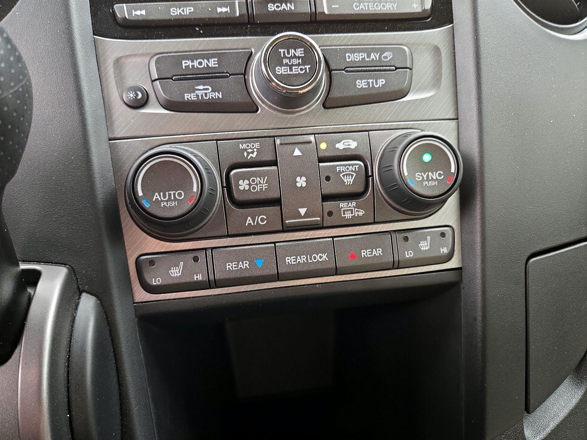 Thumbnail: 2014 Honda Pilot - 16