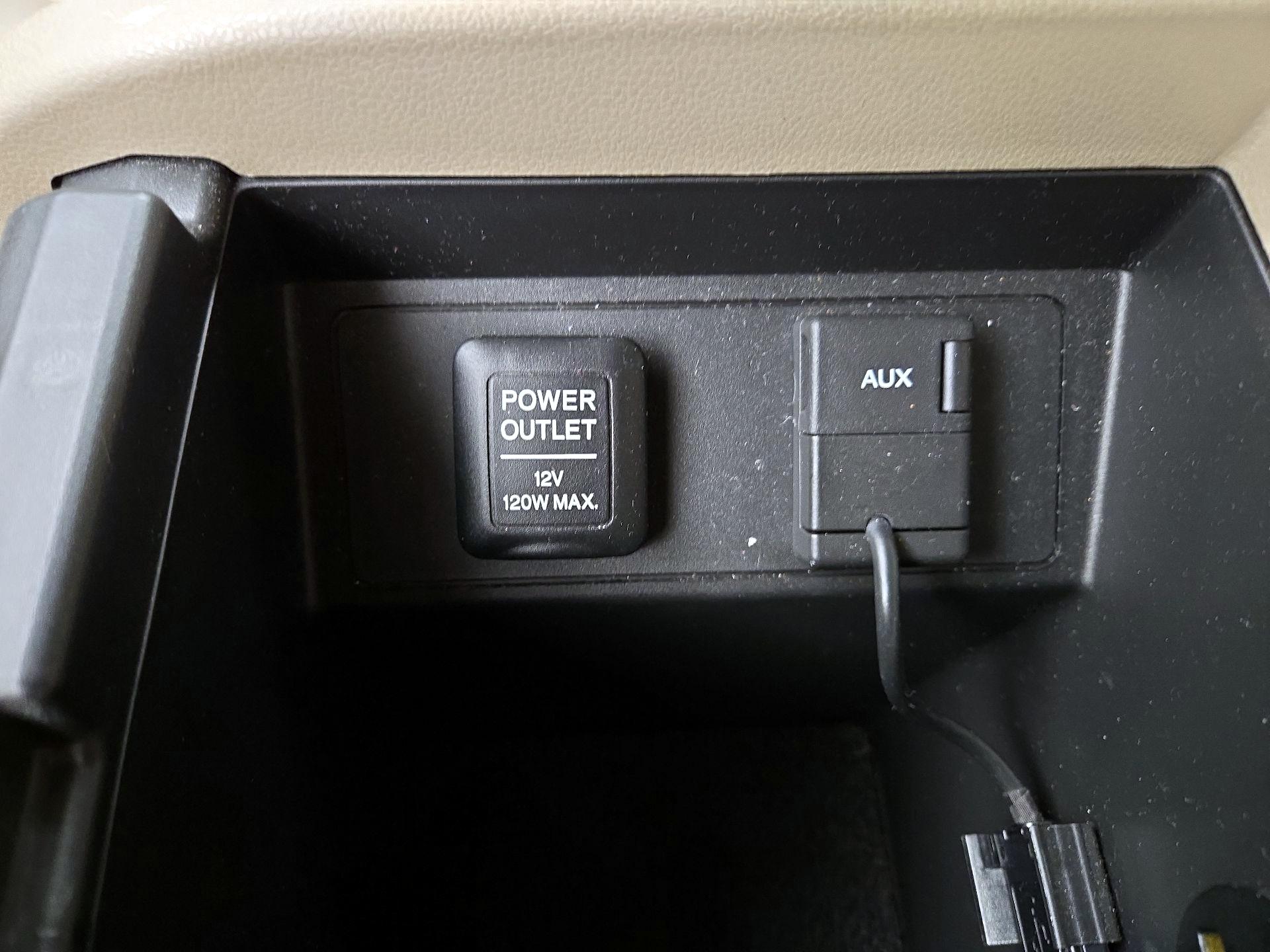 Thumbnail: 2014 Honda Pilot - 18