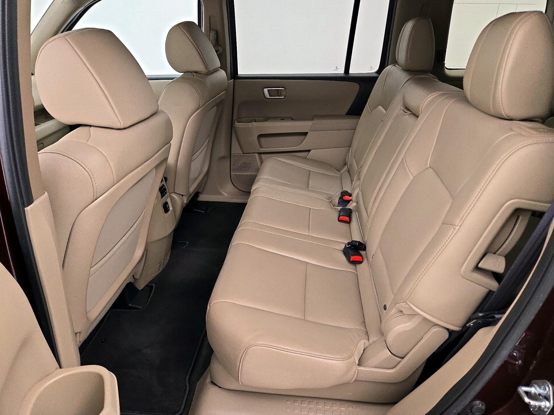 Thumbnail: 2014 Honda Pilot - 20