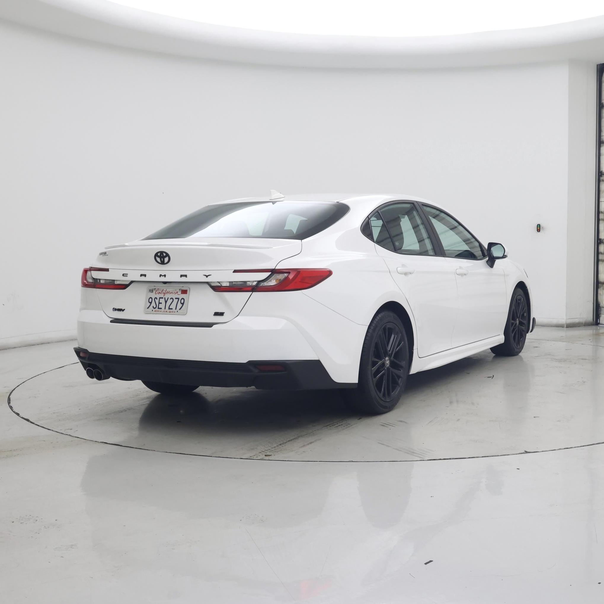 Thumbnail: 2025 Toyota Camry - 8