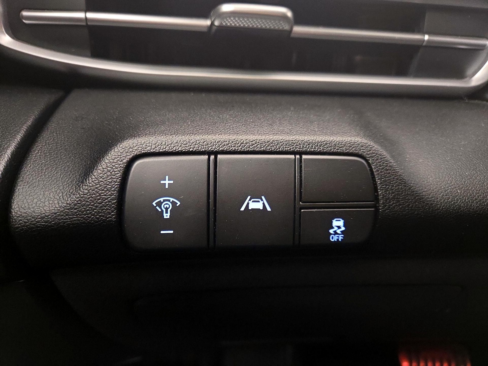 2021 Hyundai Elantra SEL - Photo 14