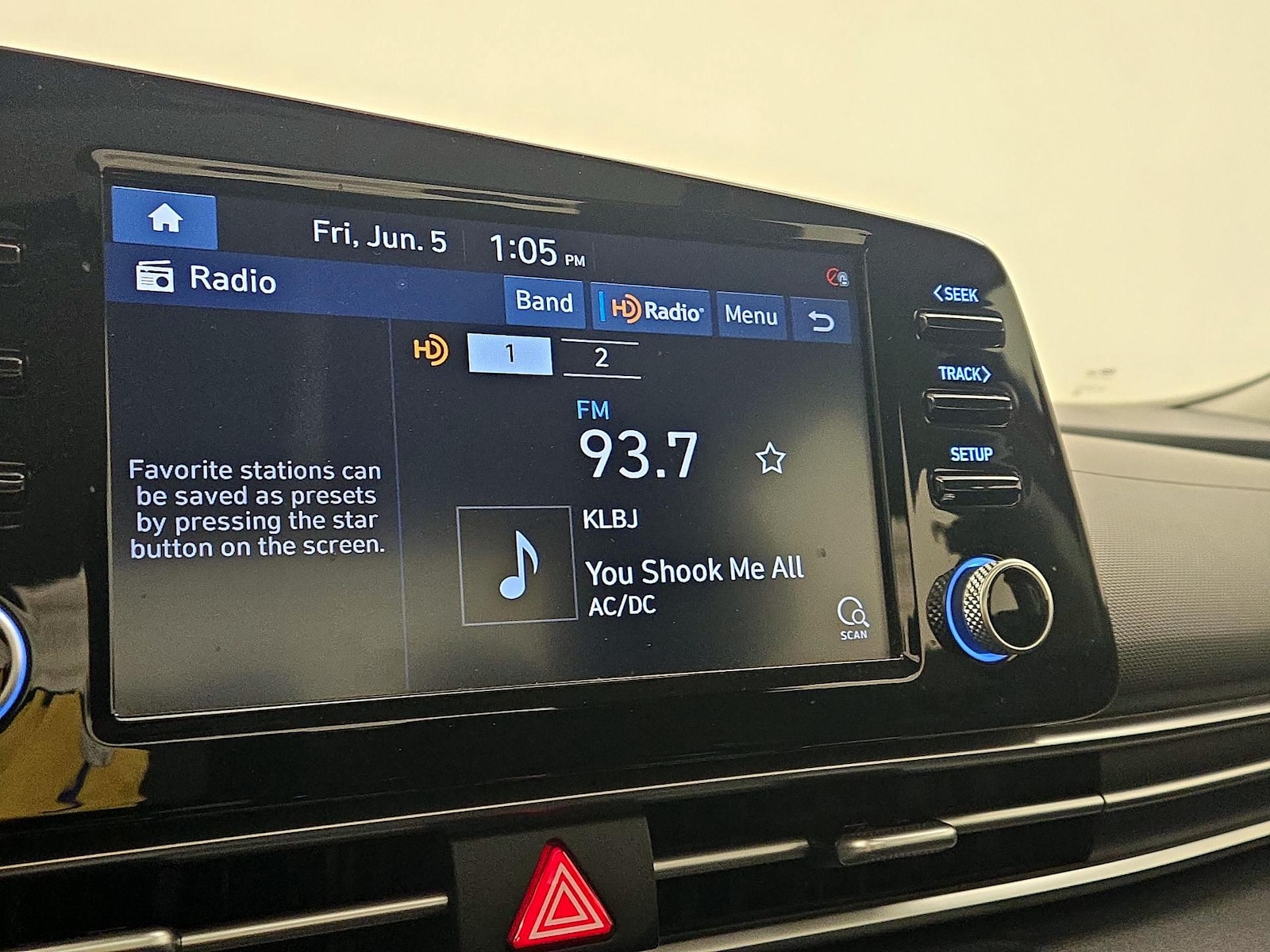 2021 Hyundai Elantra SEL - Photo 16