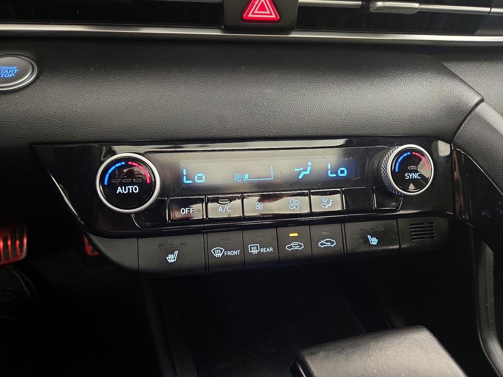 2021 Hyundai Elantra SEL - Photo 17