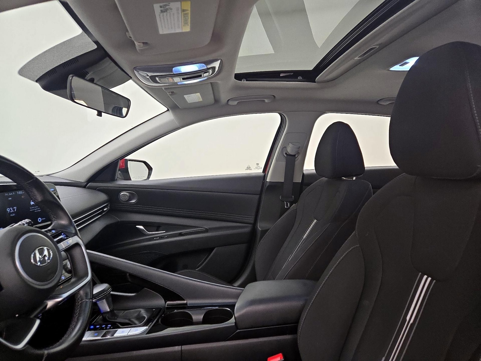 2021 Hyundai Elantra SEL - Photo 20