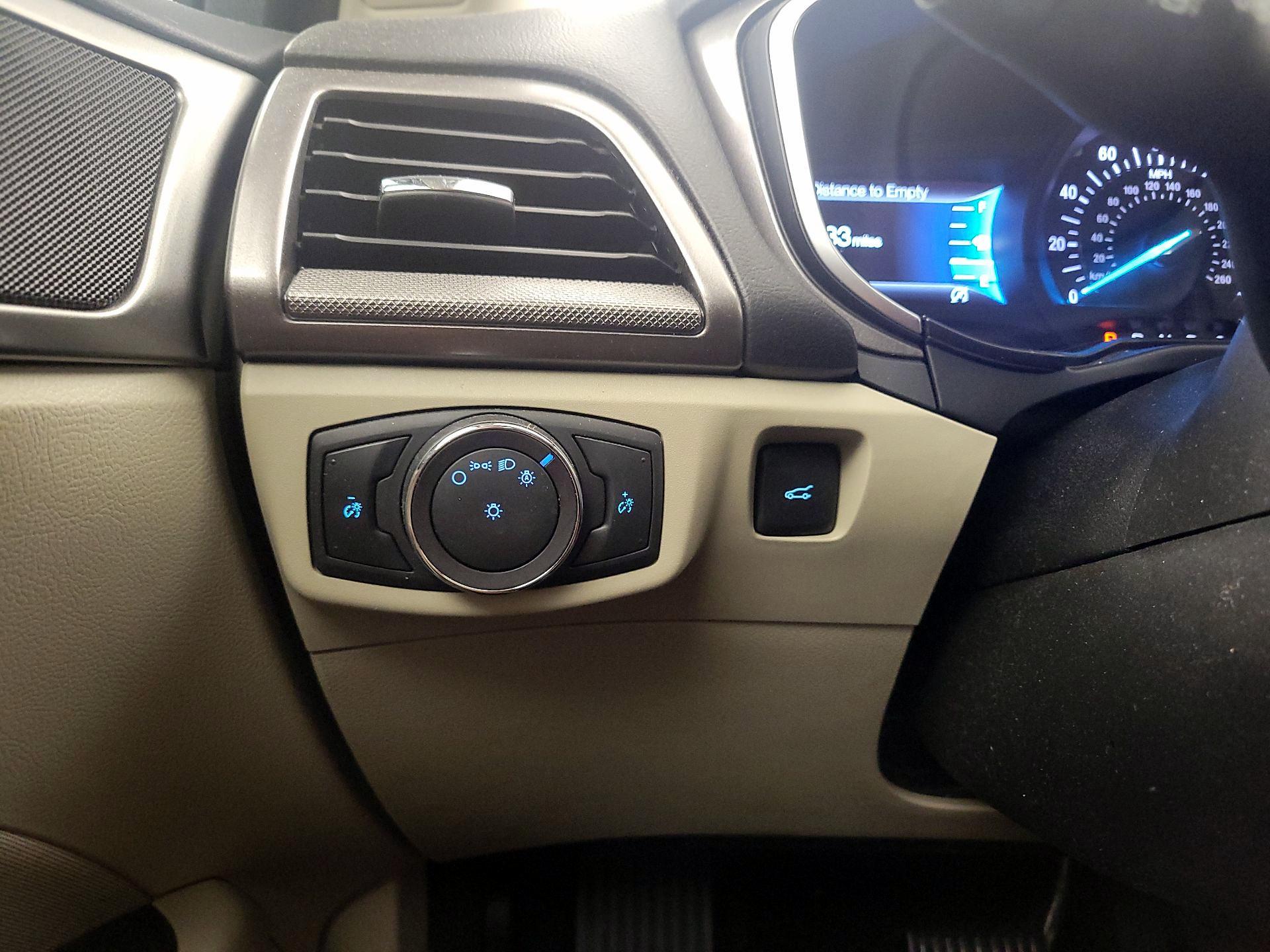 Thumbnail: 2019 Ford Fusion - 13