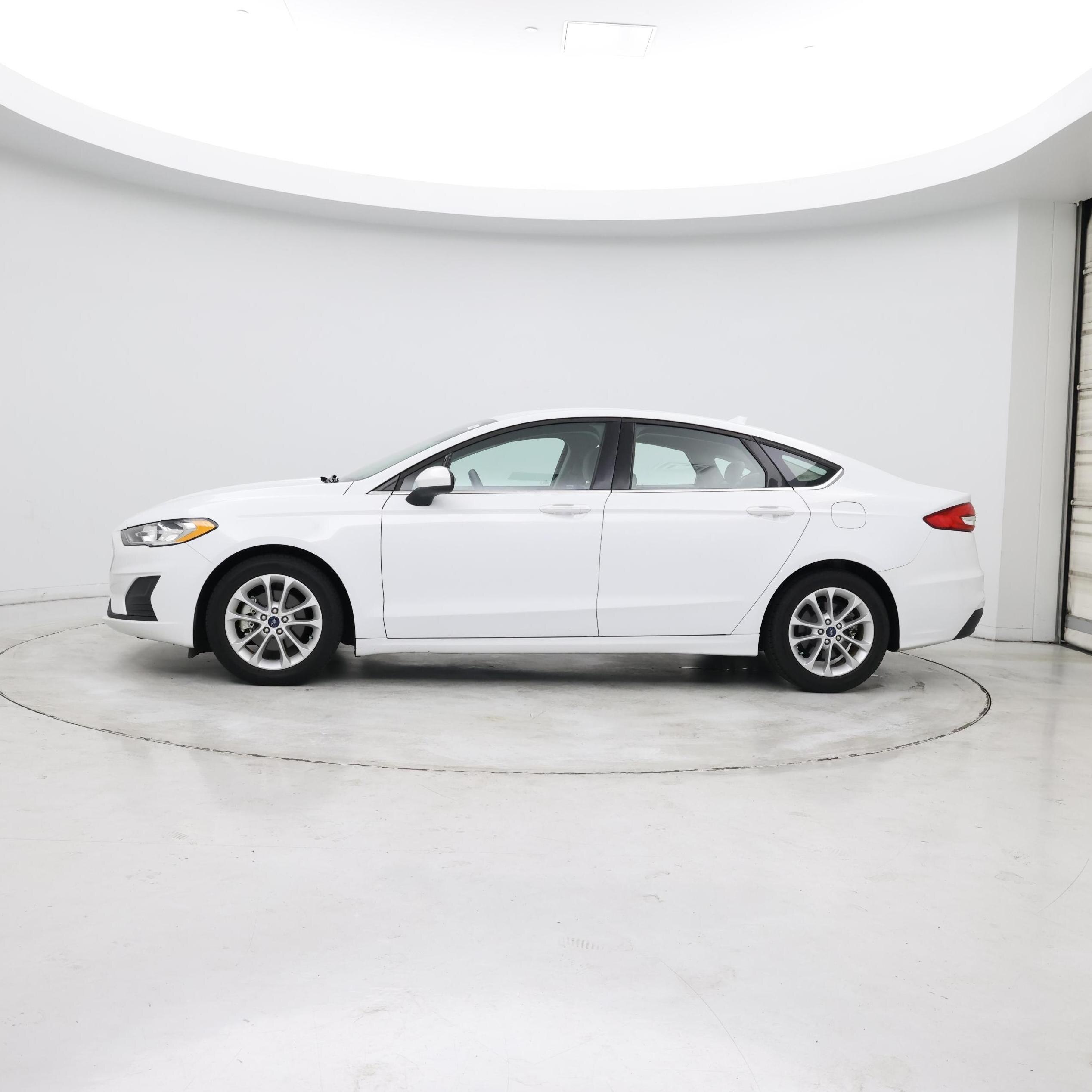 Thumbnail: 2019 Ford Fusion - 2