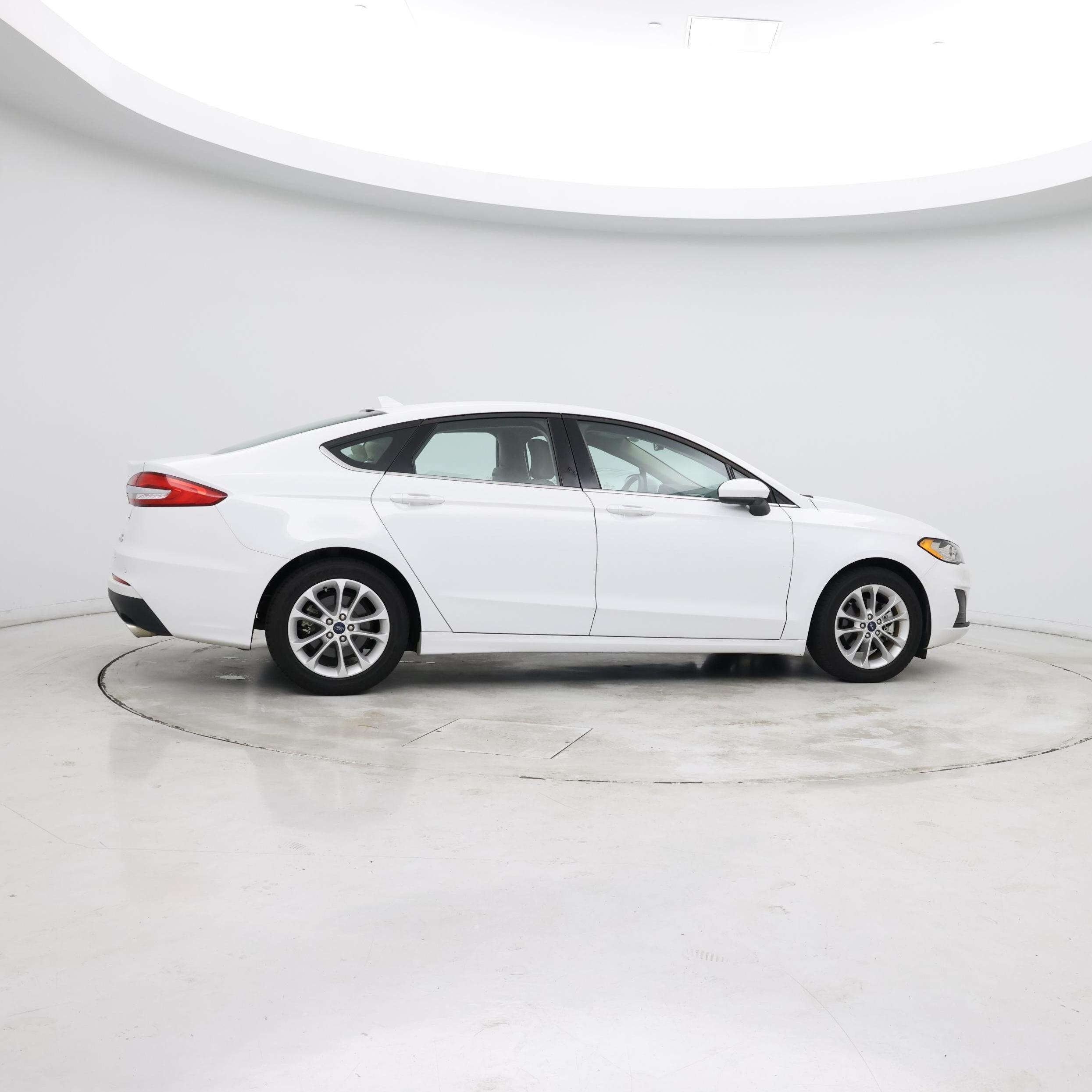 Thumbnail: 2019 Ford Fusion - 8