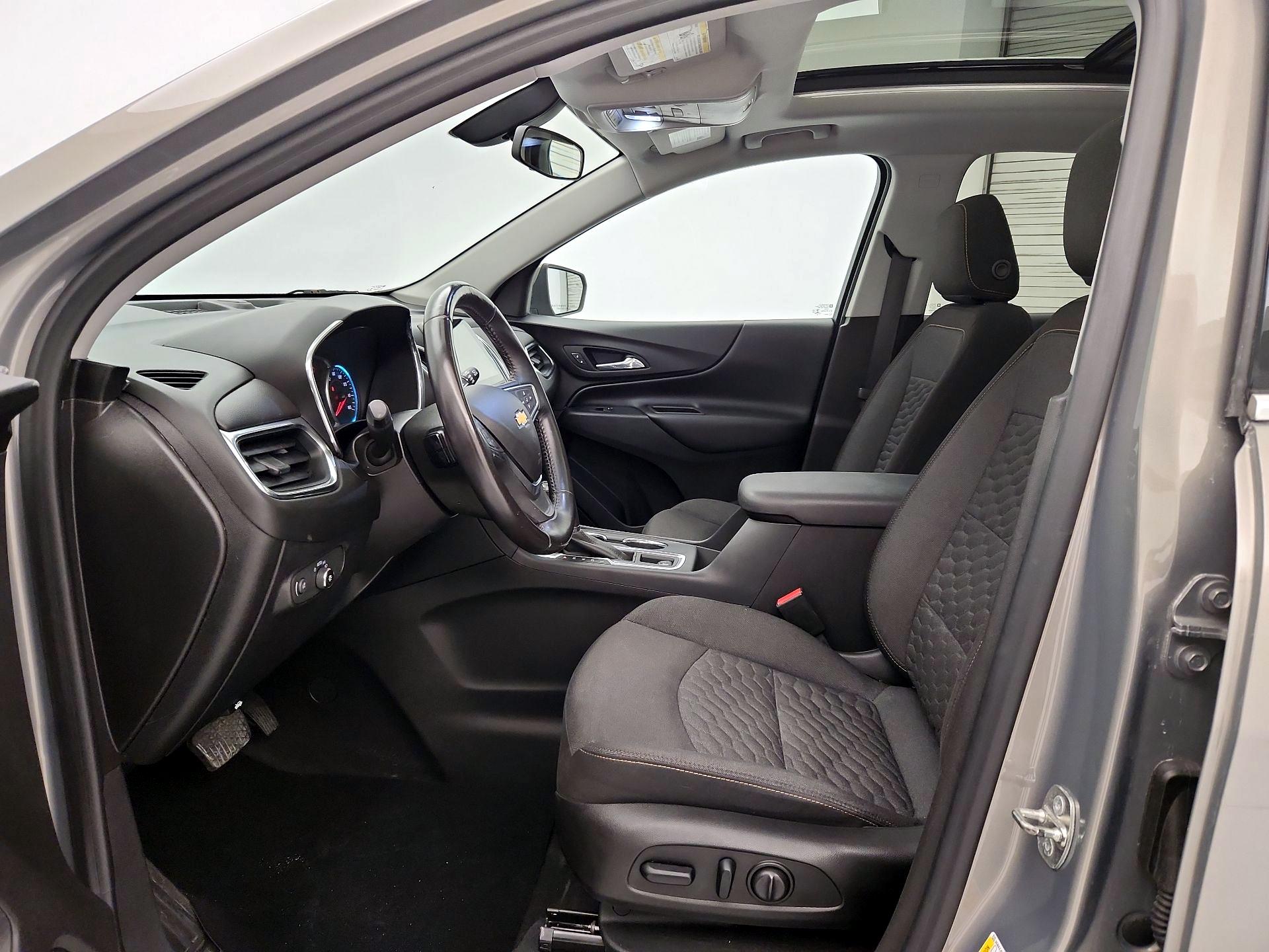 Thumbnail: 2018 Chevrolet Equinox - 11