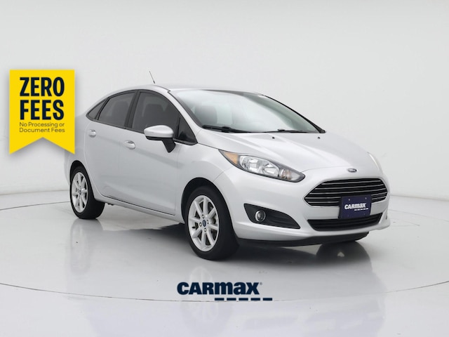 Silver 2019 Ford Fiesta SE FWD Sedan Front-Wheel Drive Automatic