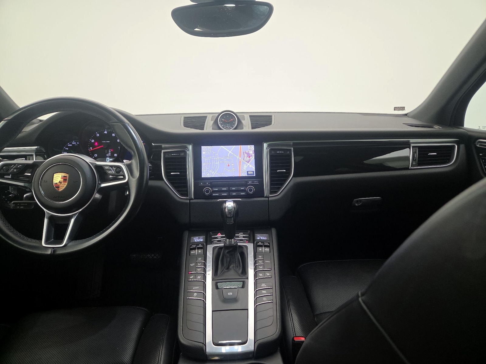 2018 Porsche Macan - Photo 10
