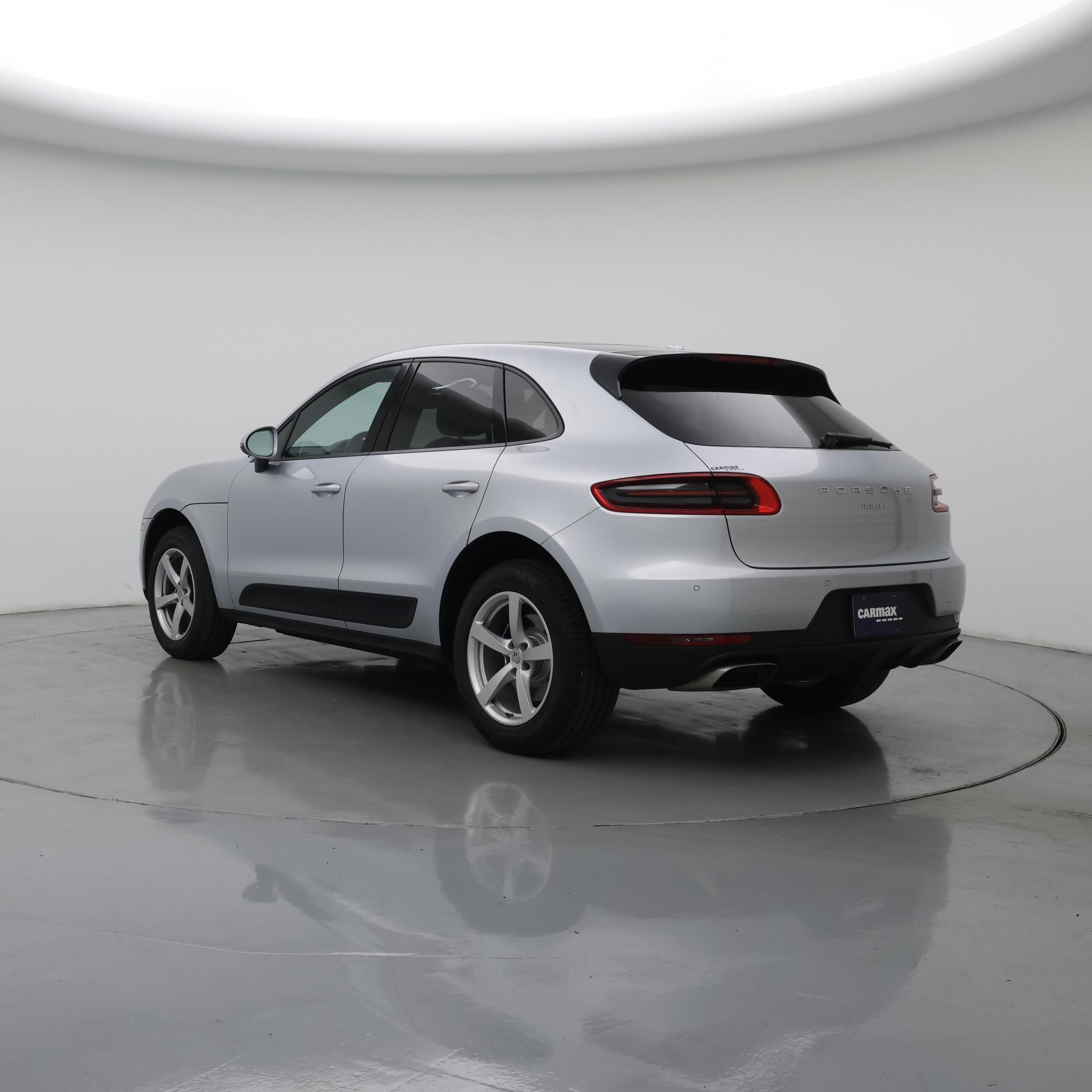 Thumbnail: 2018 Porsche Macan - 2