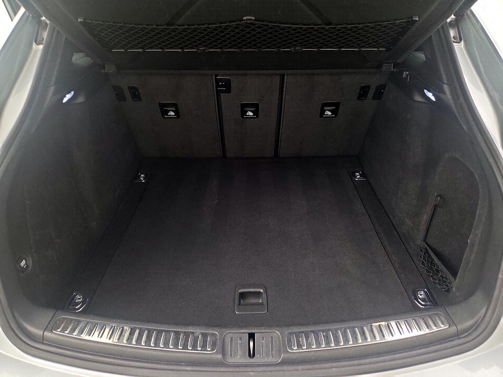 2018 Porsche Macan - Photo 23