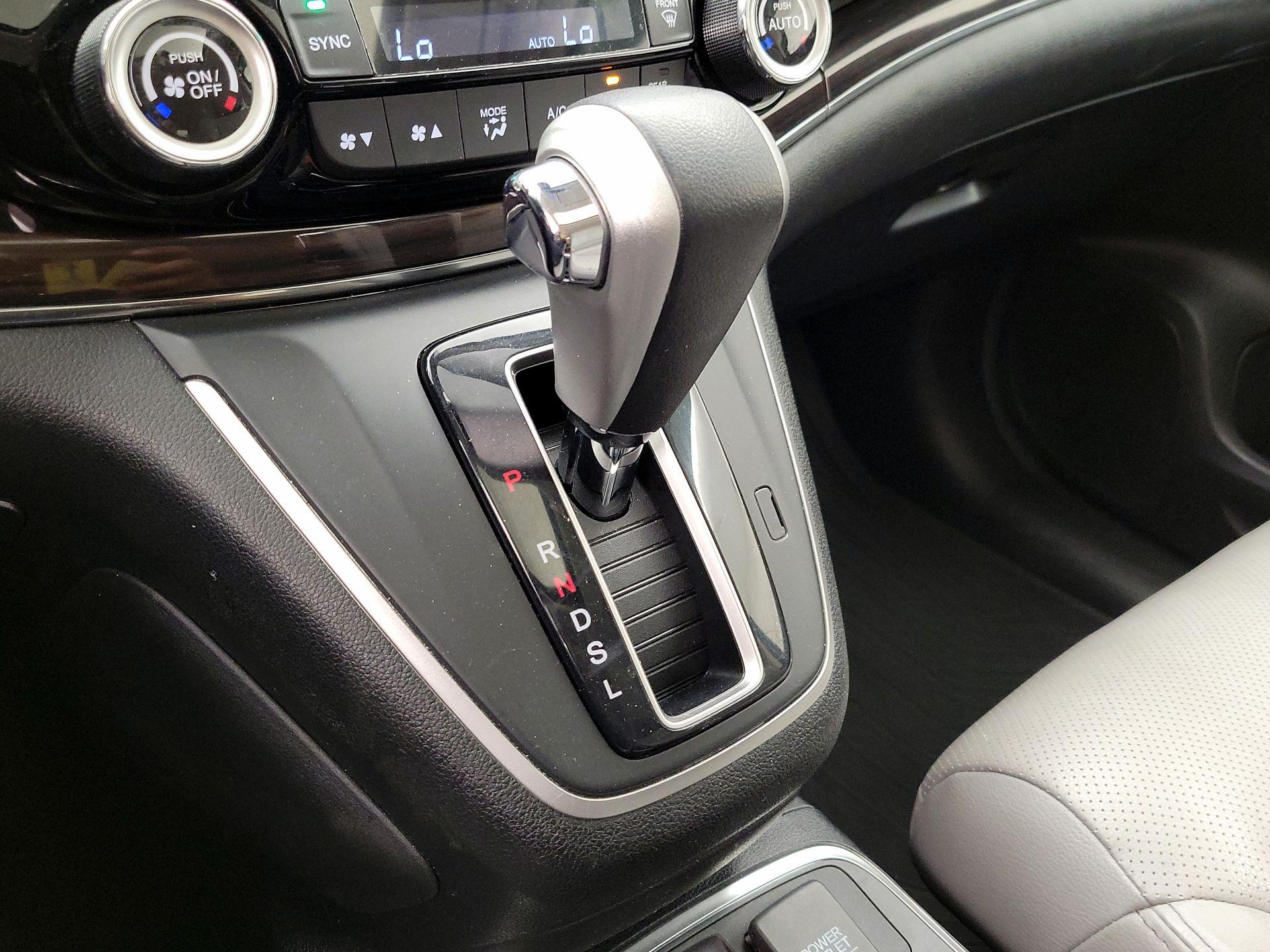 Thumbnail: 2015 Honda CR-V - 17