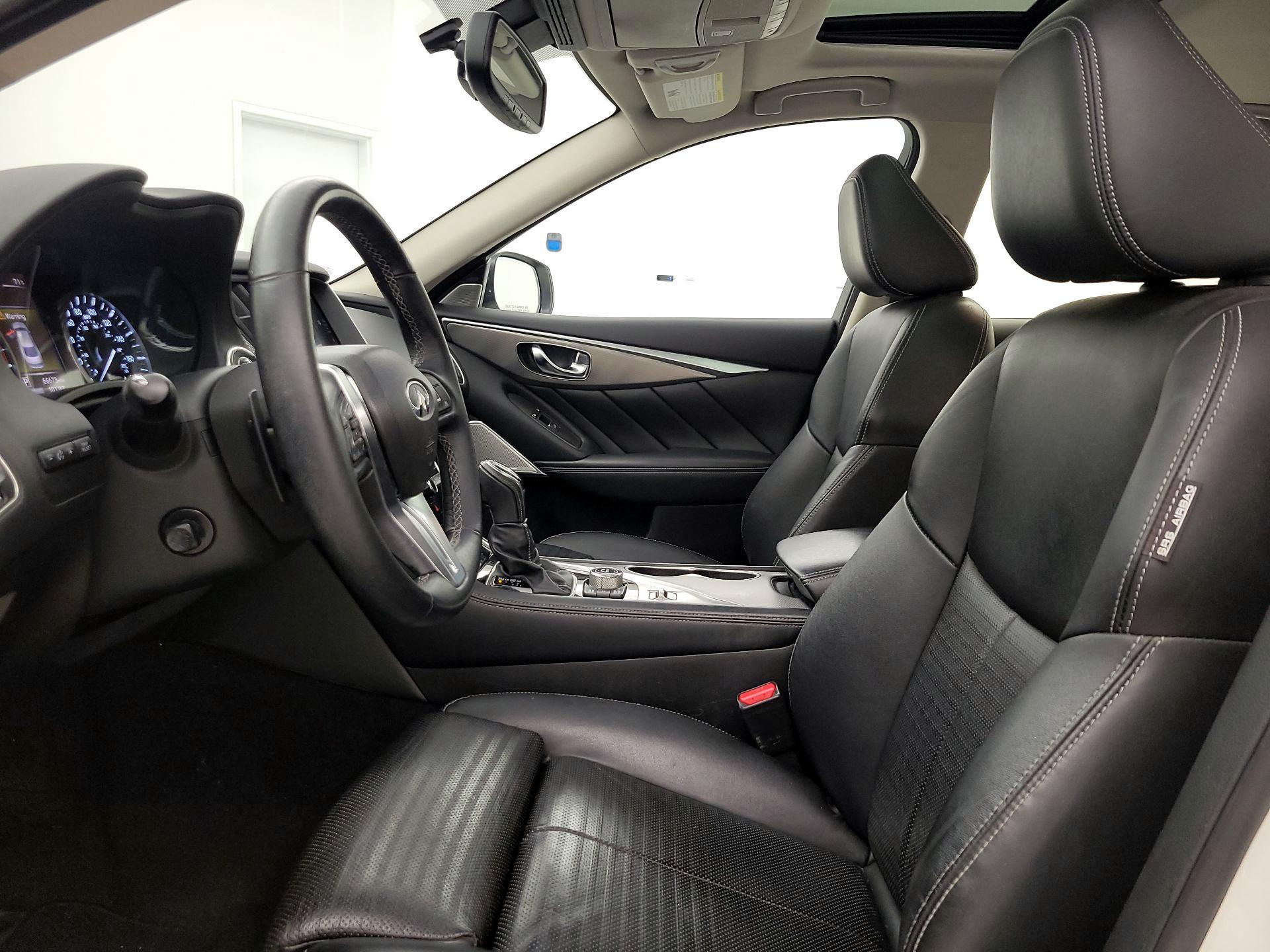 Thumbnail: 2020 INFINITI Q50 - 11