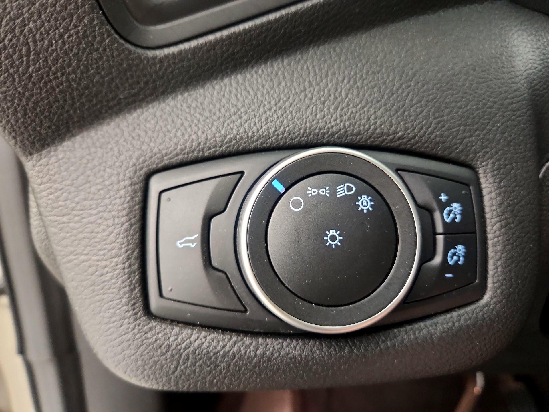 Thumbnail: 2018 Ford Escape - 13