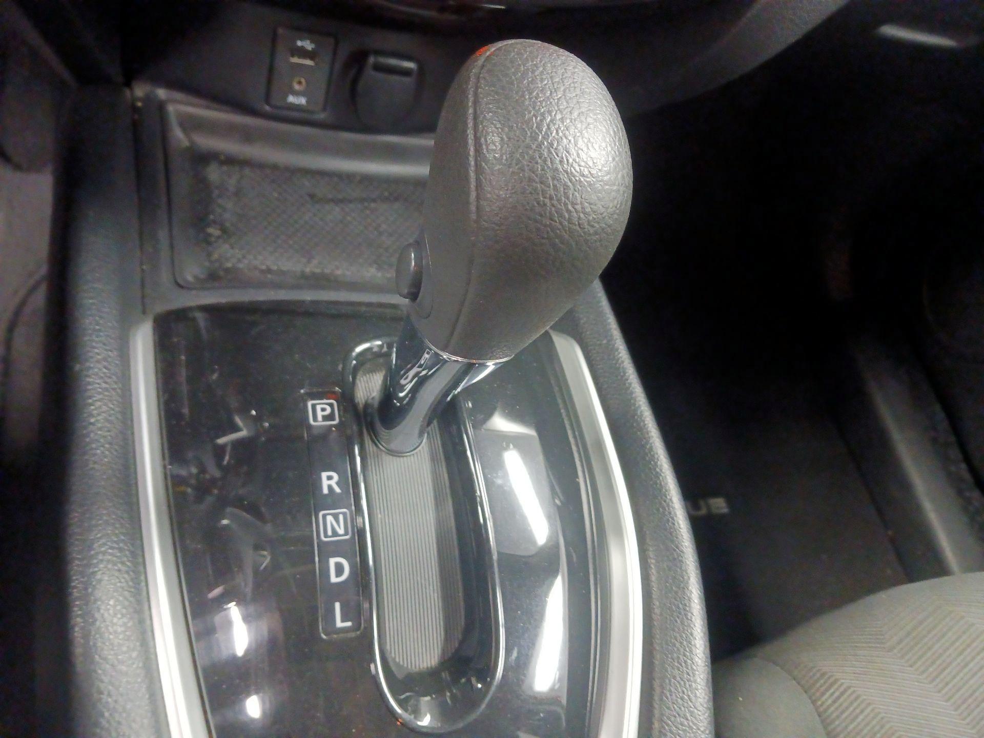 Thumbnail: 2016 Nissan Rogue - 16