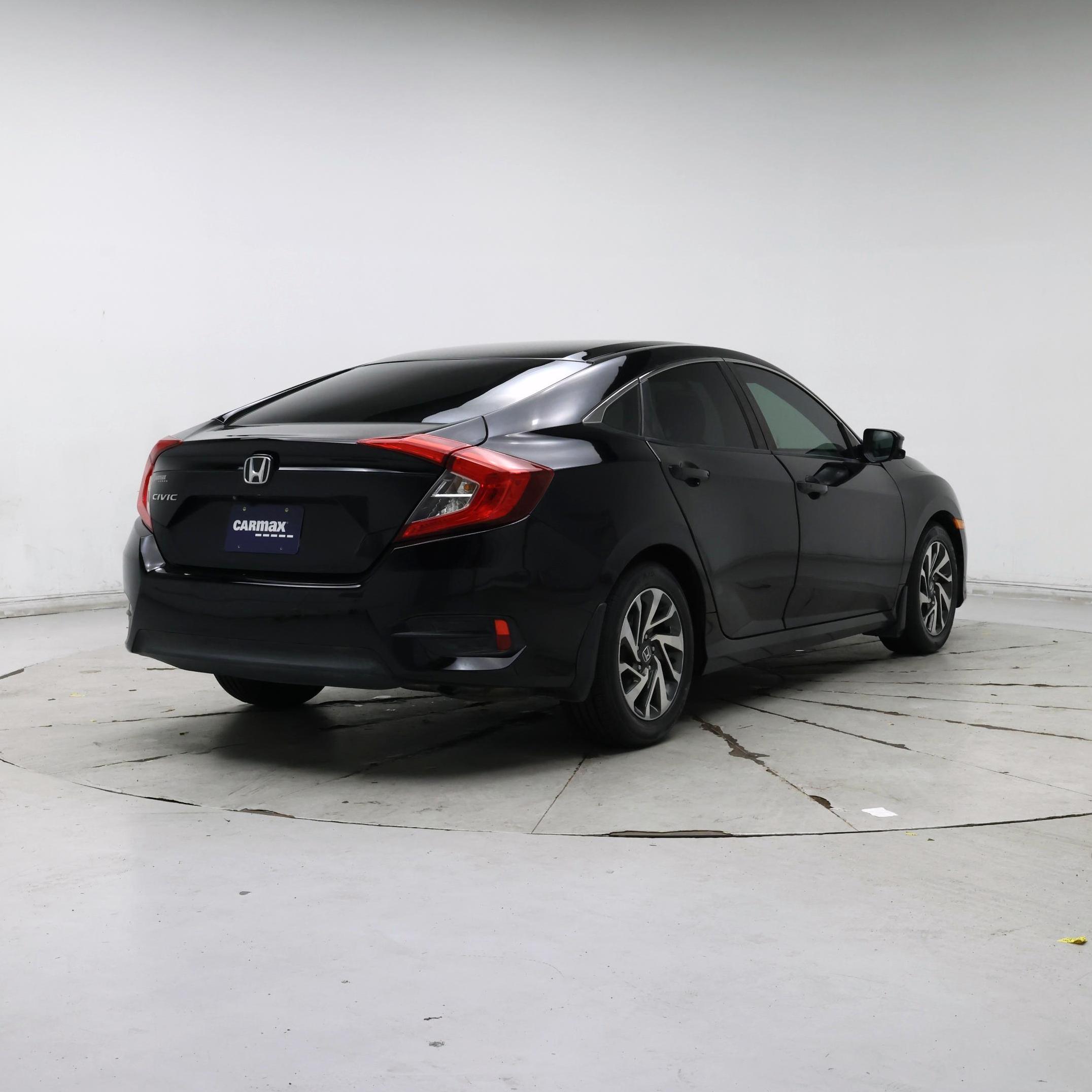 Thumbnail: 2016 Honda Civic - 8