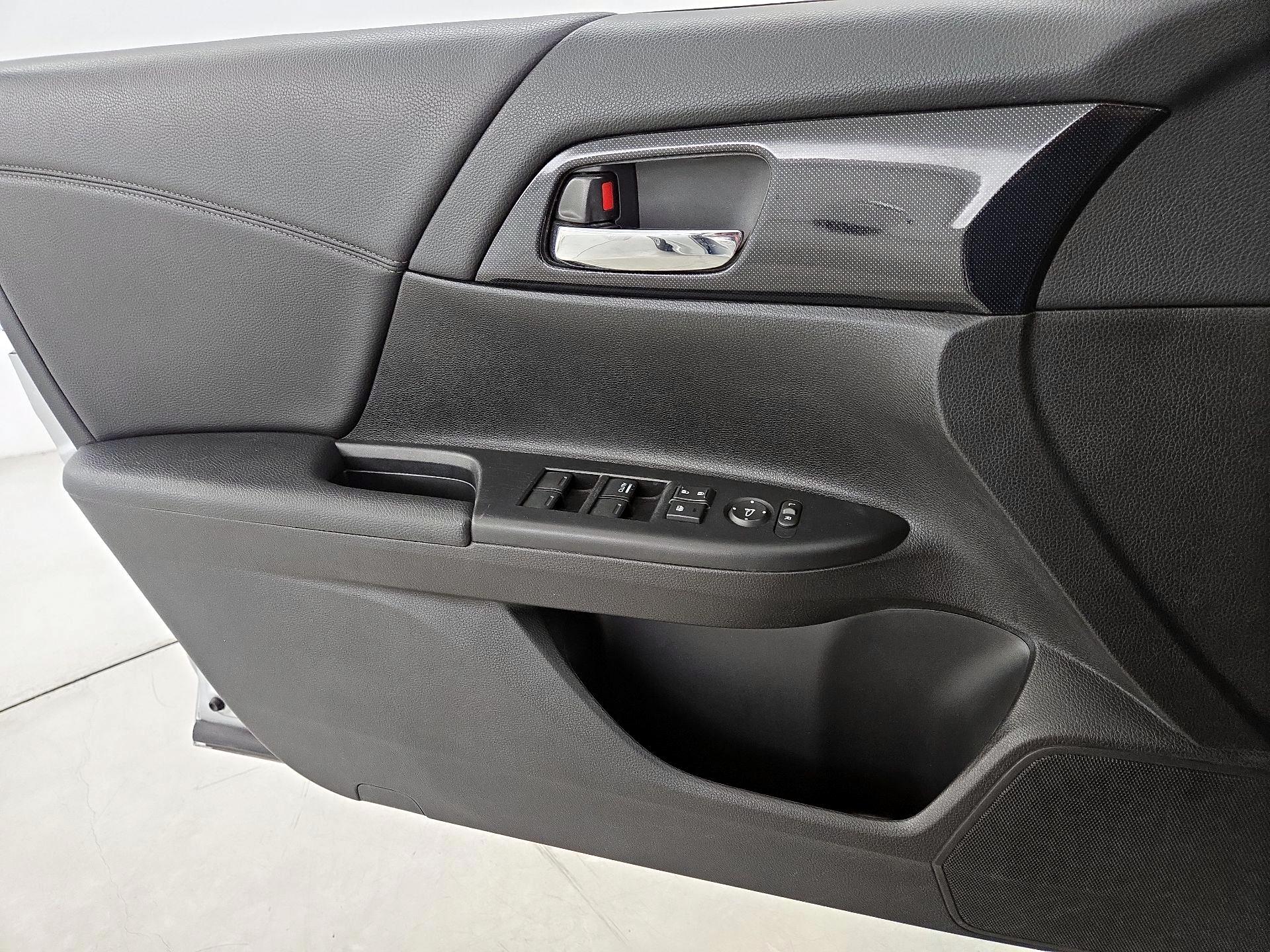 Thumbnail: 2014 Honda Accord - 12