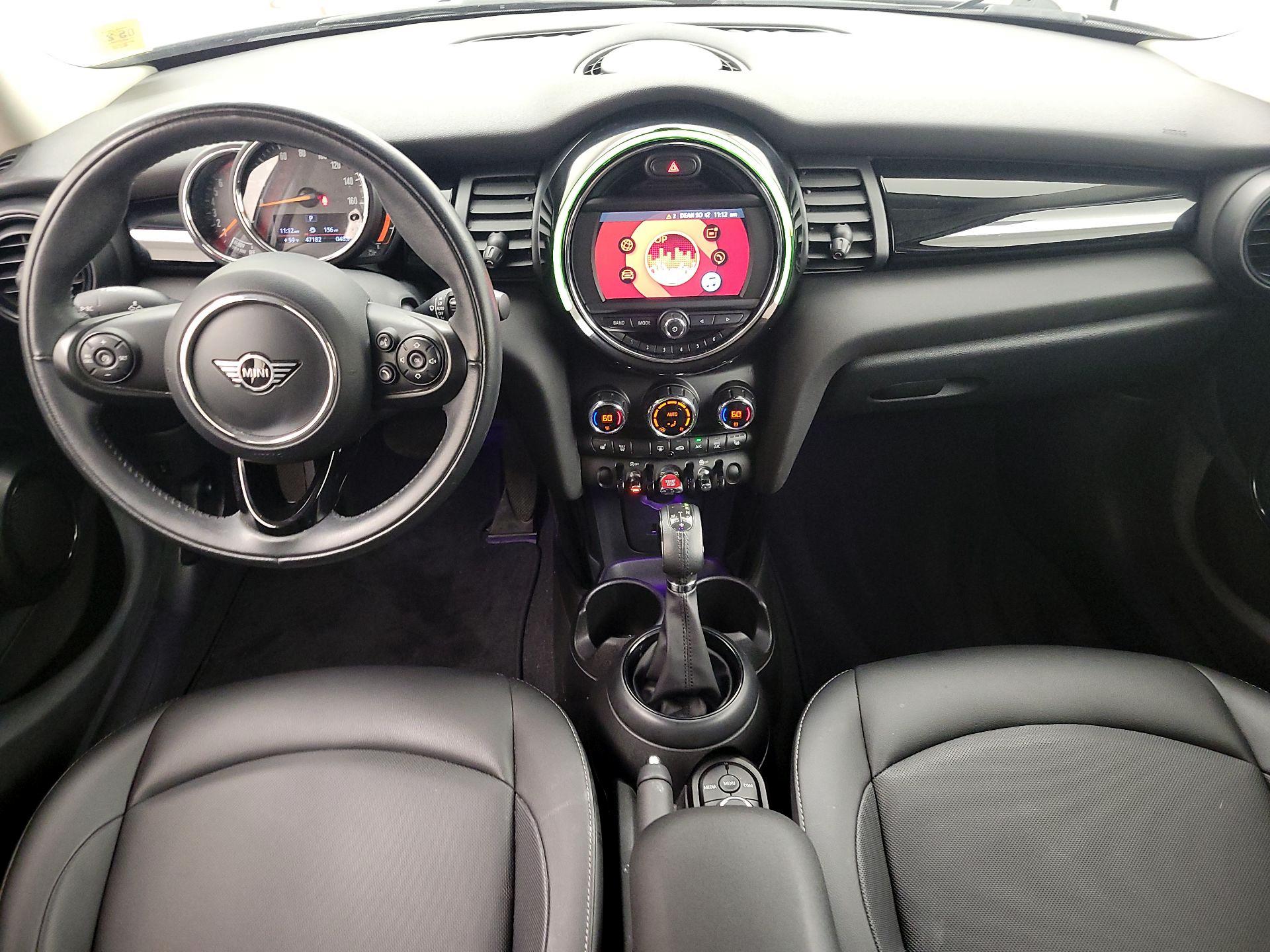 Thumbnail: 2019 MINI Cooper Hardtop - 9