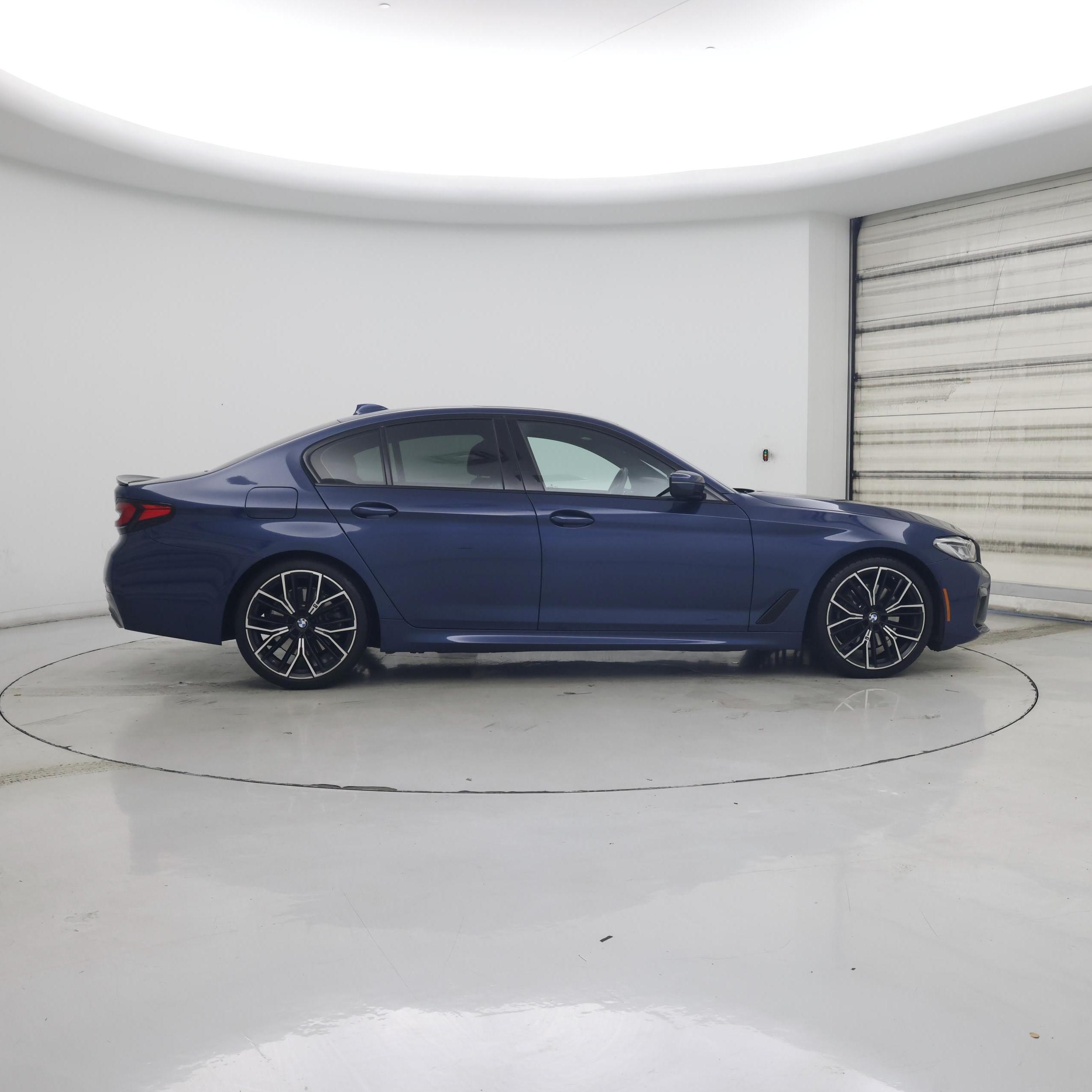 Thumbnail: 2021 BMW 5 Series - 7