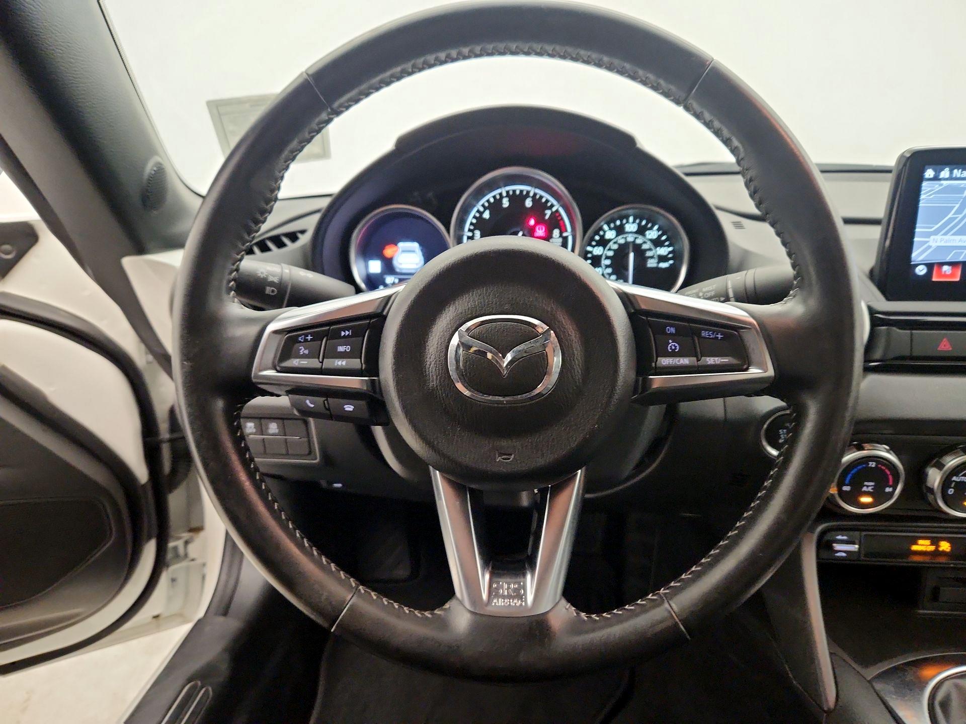 Thumbnail: 2023 Mazda MX-5 Miata - 10