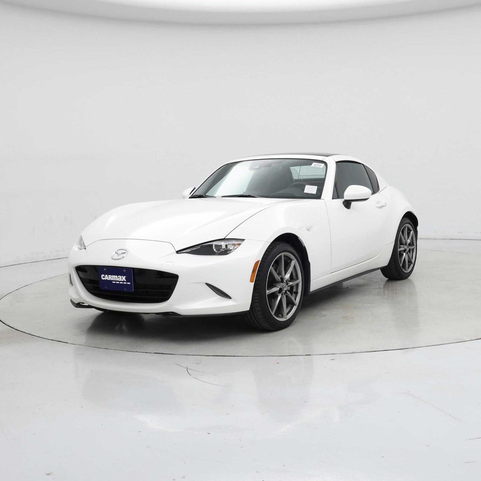 Thumbnail: 2023 Mazda MX-5 Miata - 4