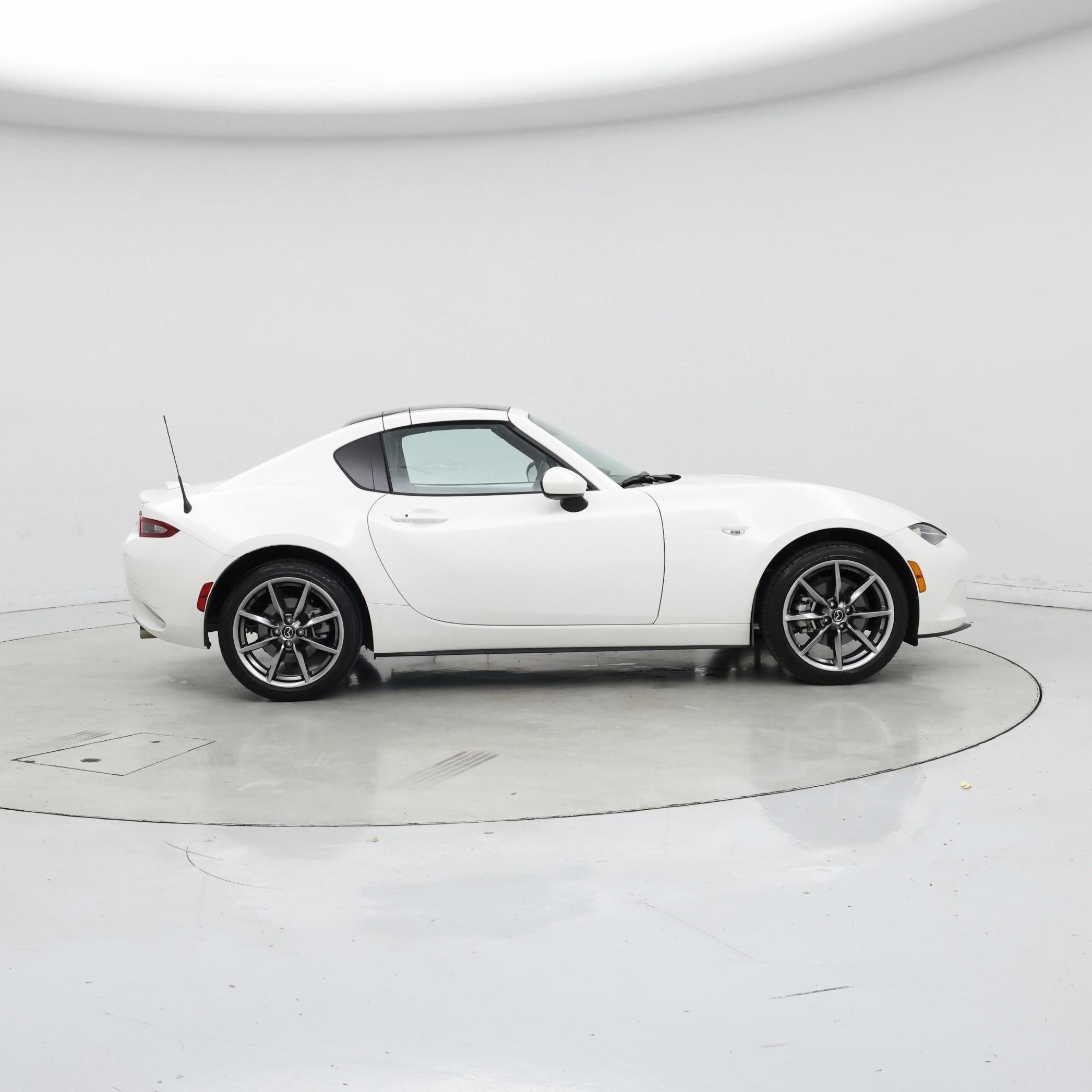 Thumbnail: 2023 Mazda MX-5 Miata - 7
