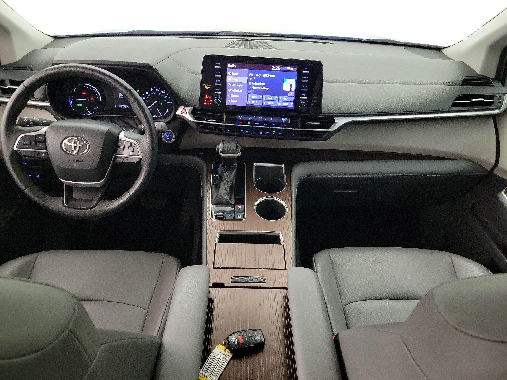 Thumbnail: 2021 Toyota Sienna - 9