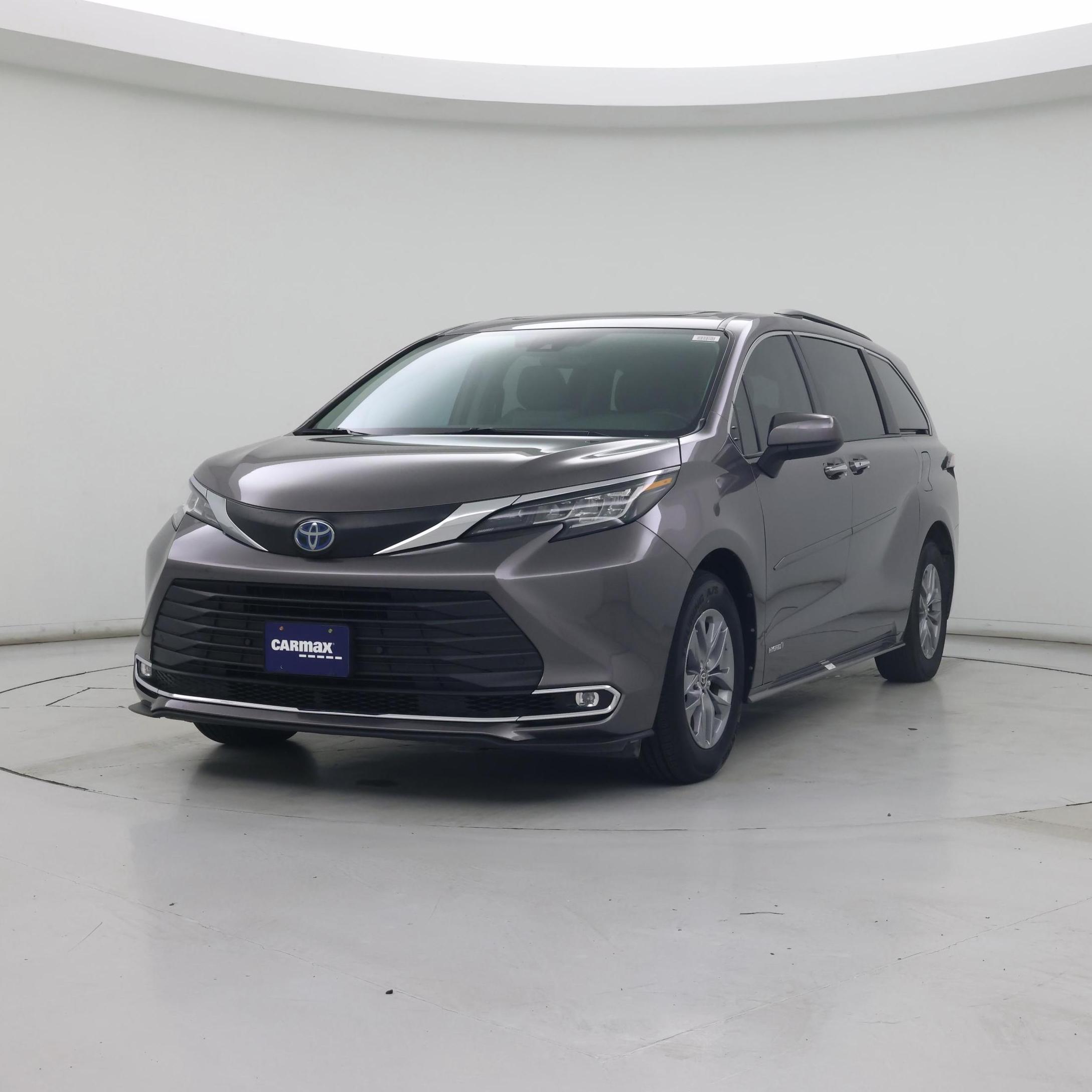 Thumbnail: 2021 Toyota Sienna - 4