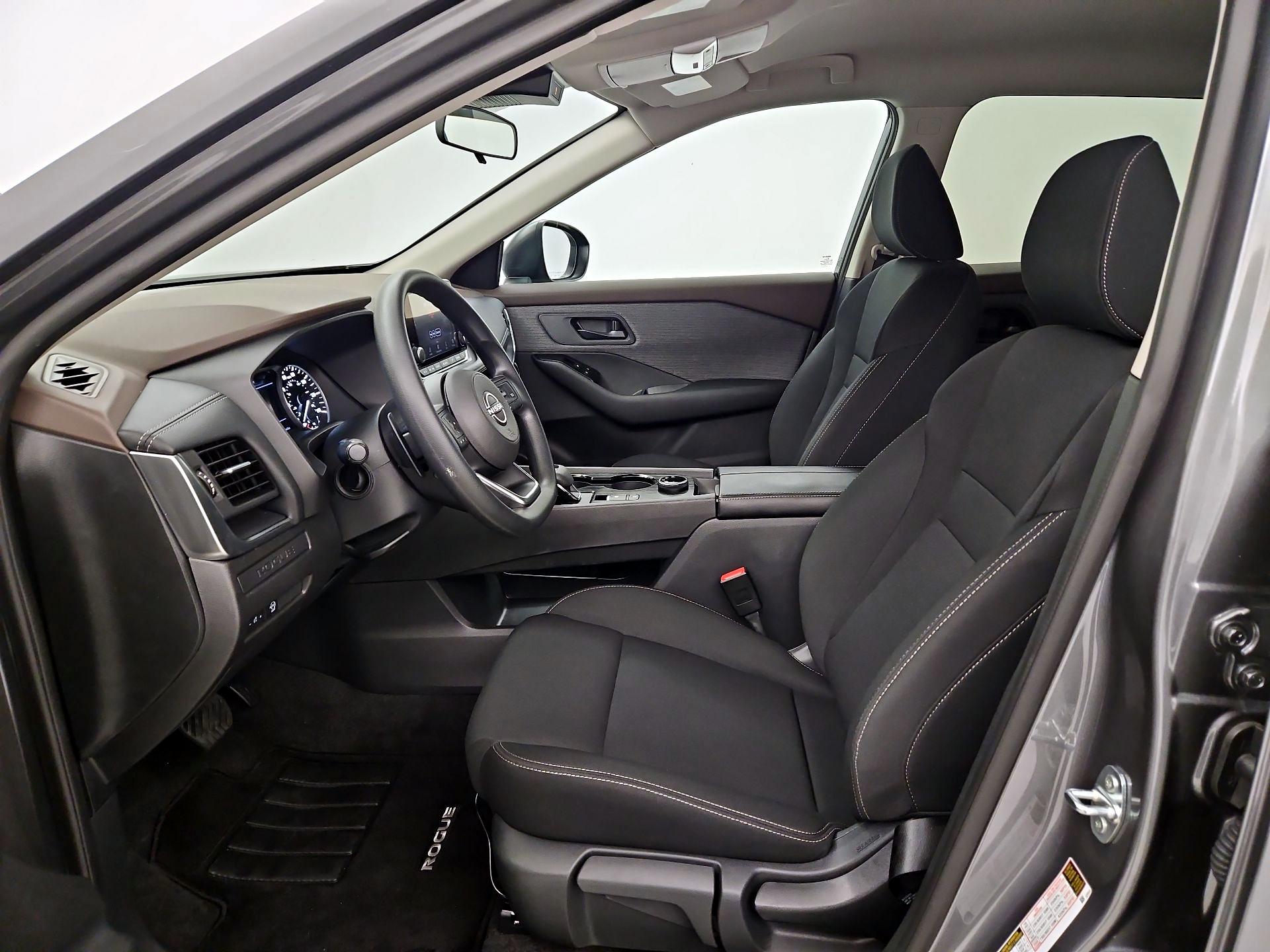 Thumbnail: 2023 Nissan Rogue - 11